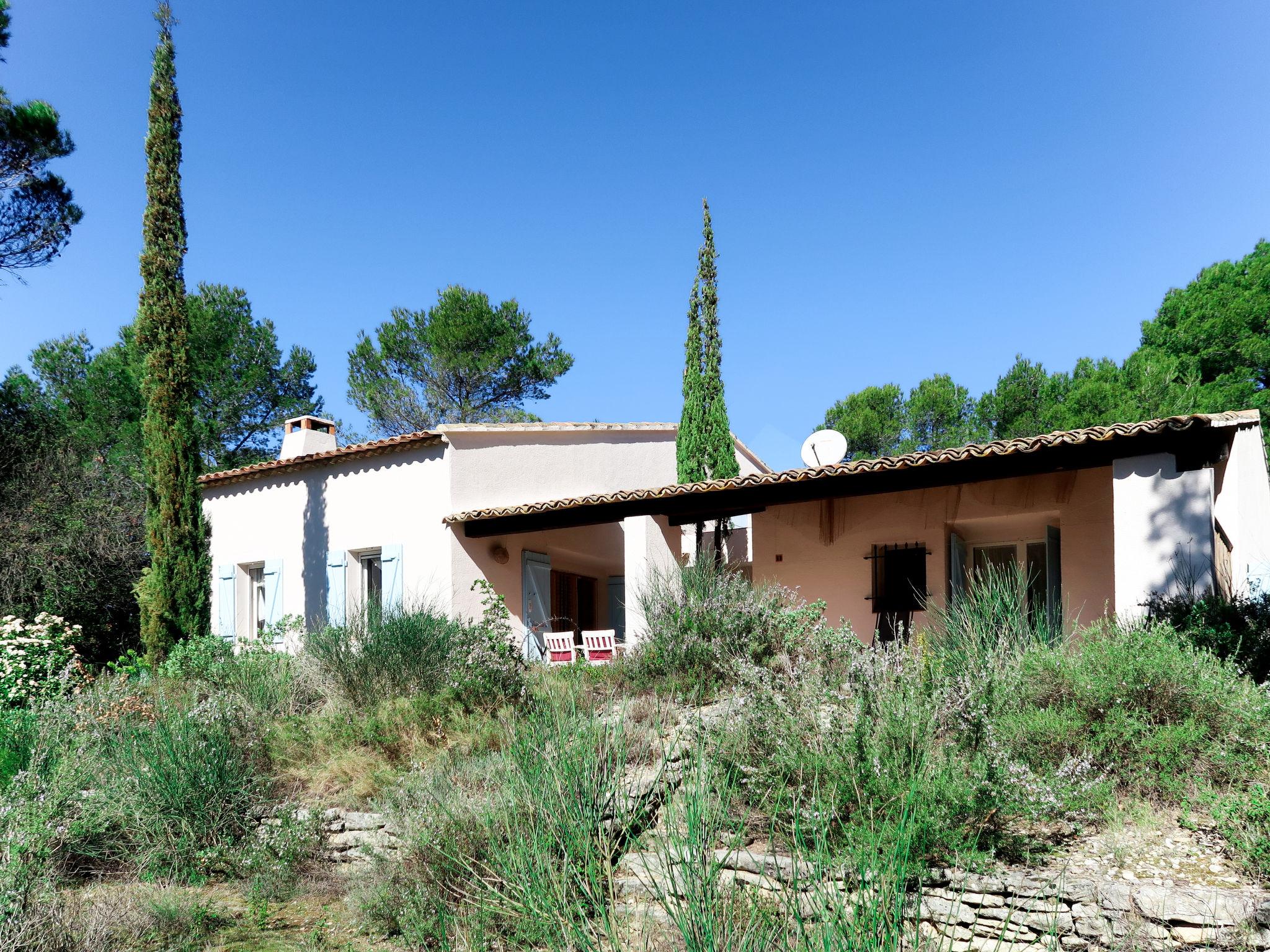 Photo 16 - Maison de 2 chambres à Puyvert avec jardin et terrasse