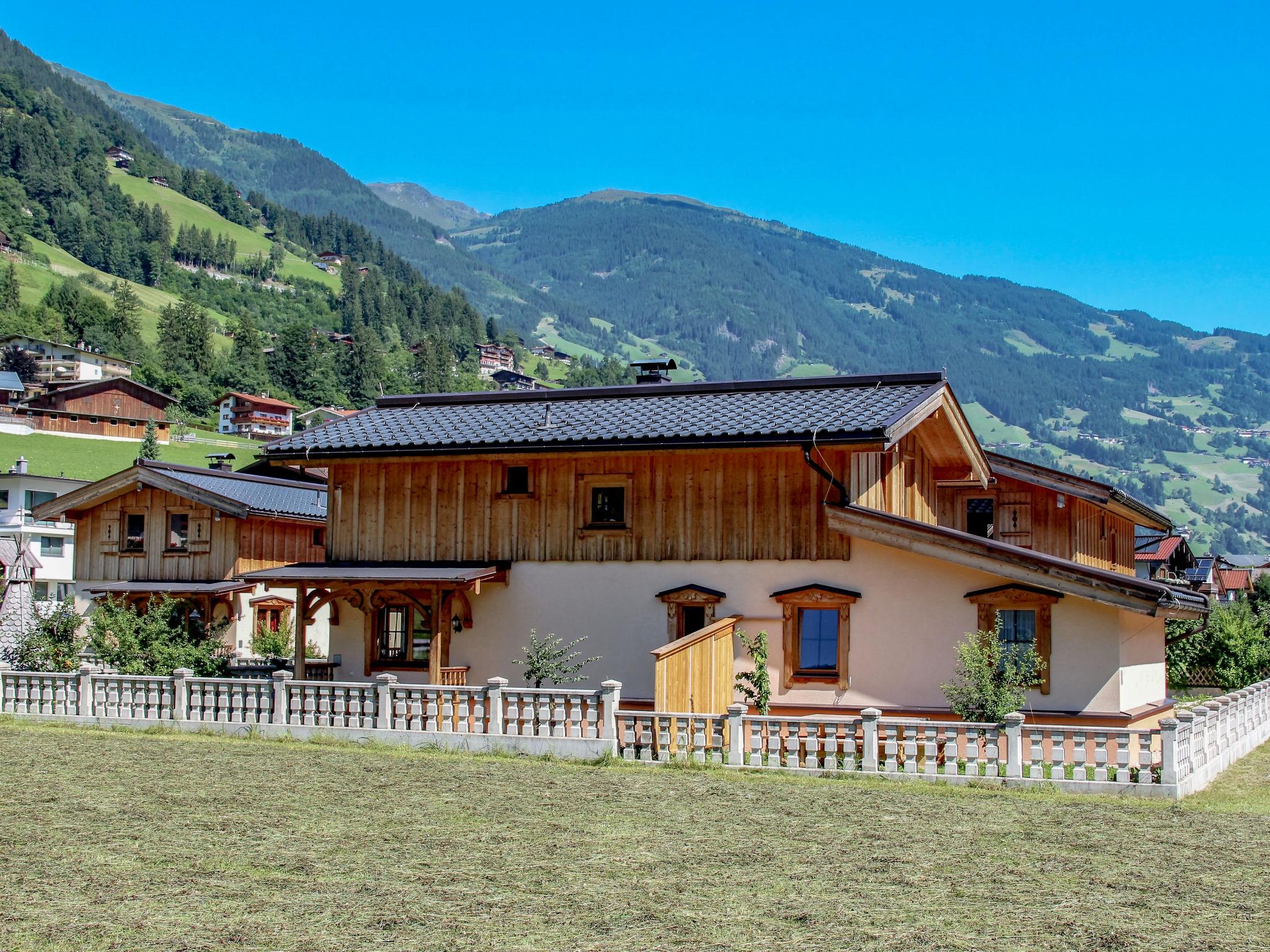 Photo 1 - Maison de 5 chambres à Schwendau avec jardin et vues sur la montagne