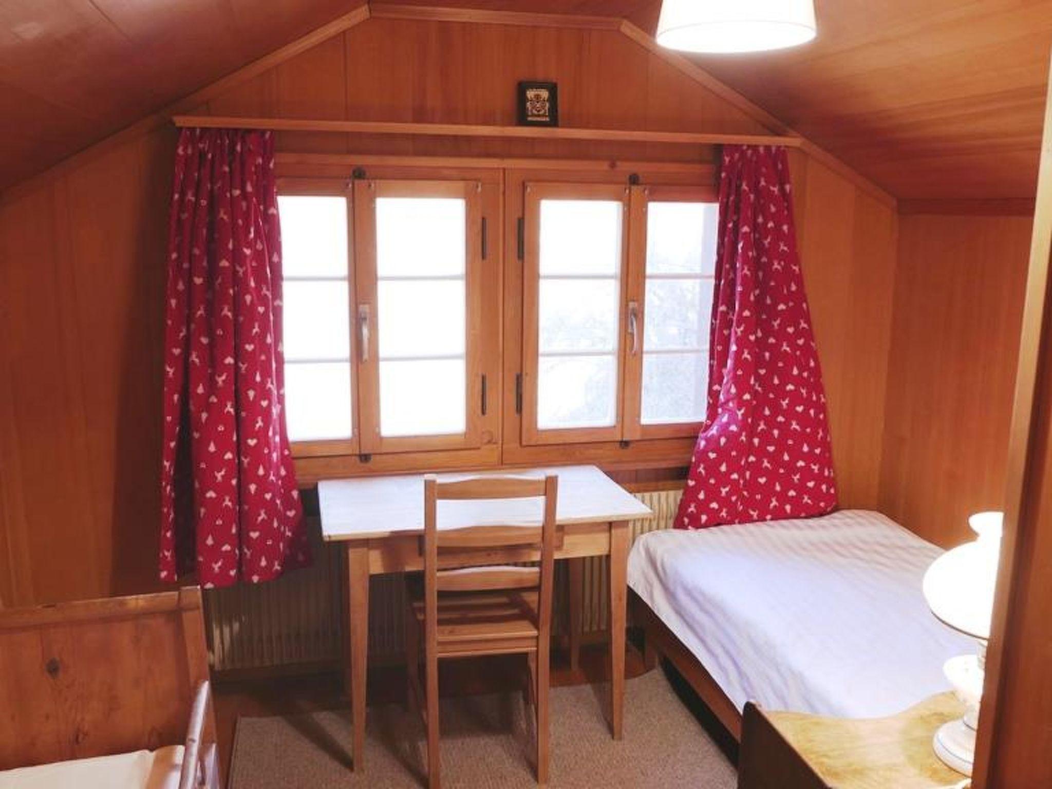 Foto 46 - Appartamento con 7 camere da letto a Saanen