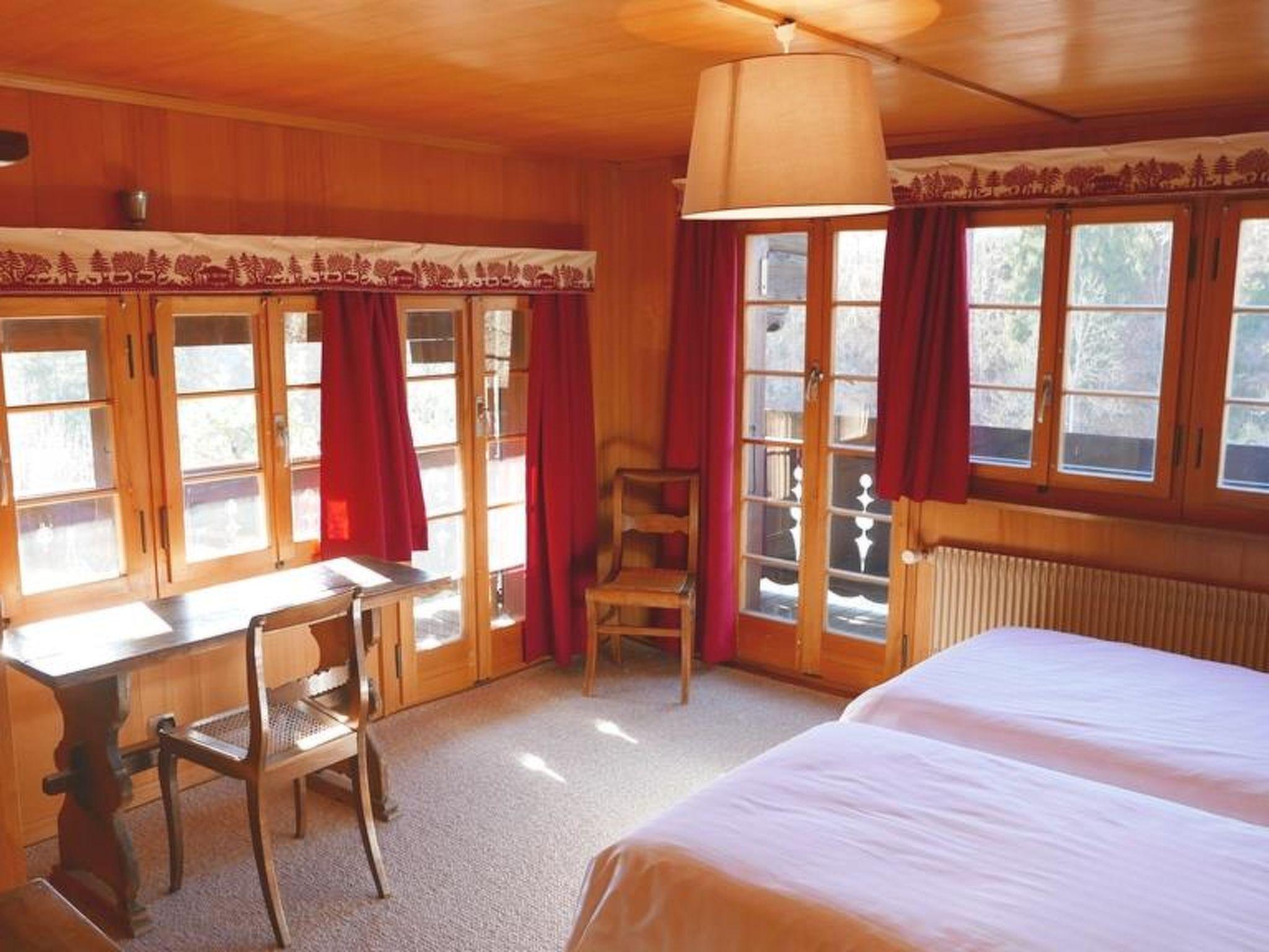 Foto 31 - Apartment mit 7 Schlafzimmern in Saanen