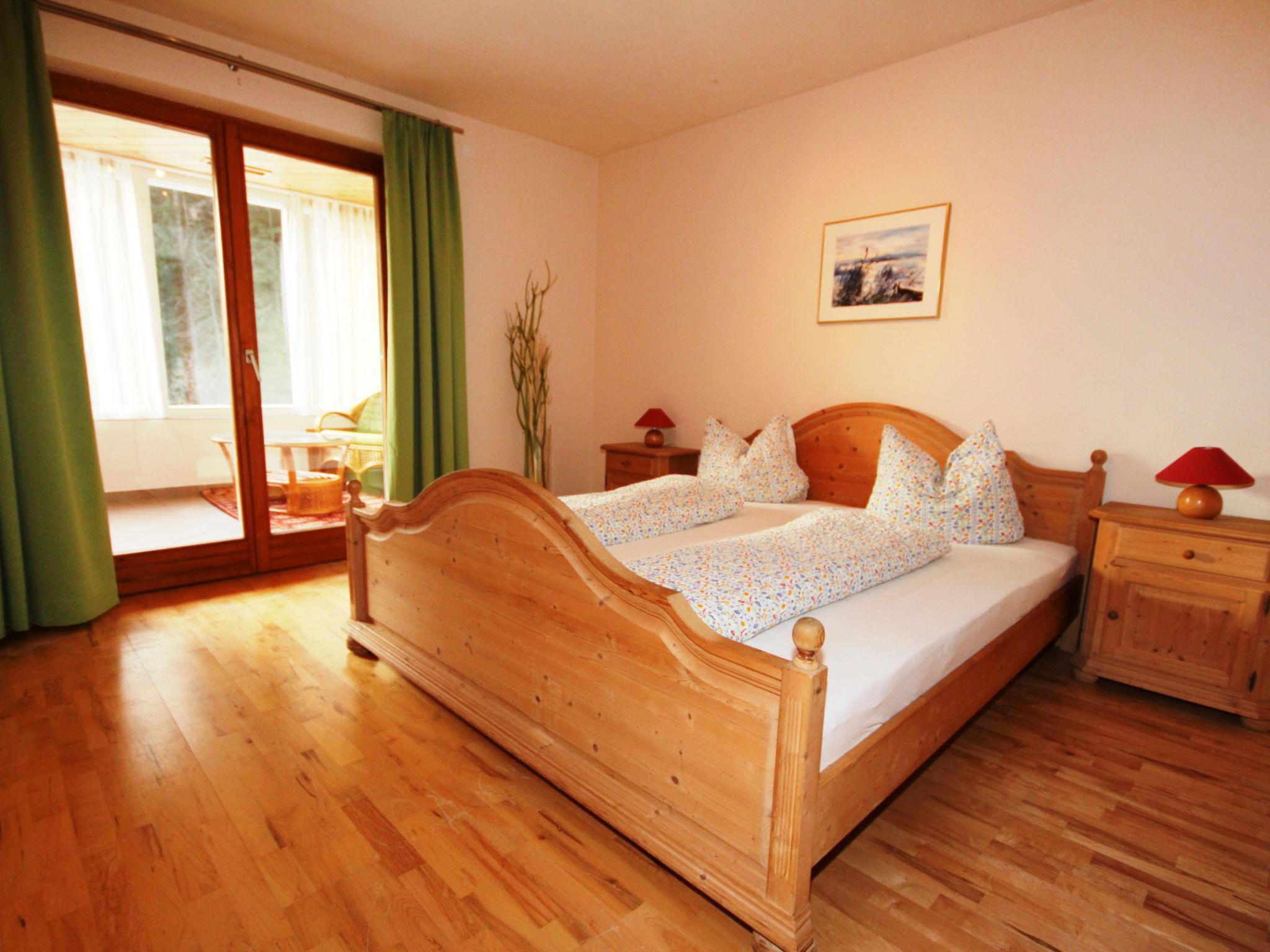 Foto 5 - Appartamento con 2 camere da letto a Radenthein con giardino e vista sulle montagne