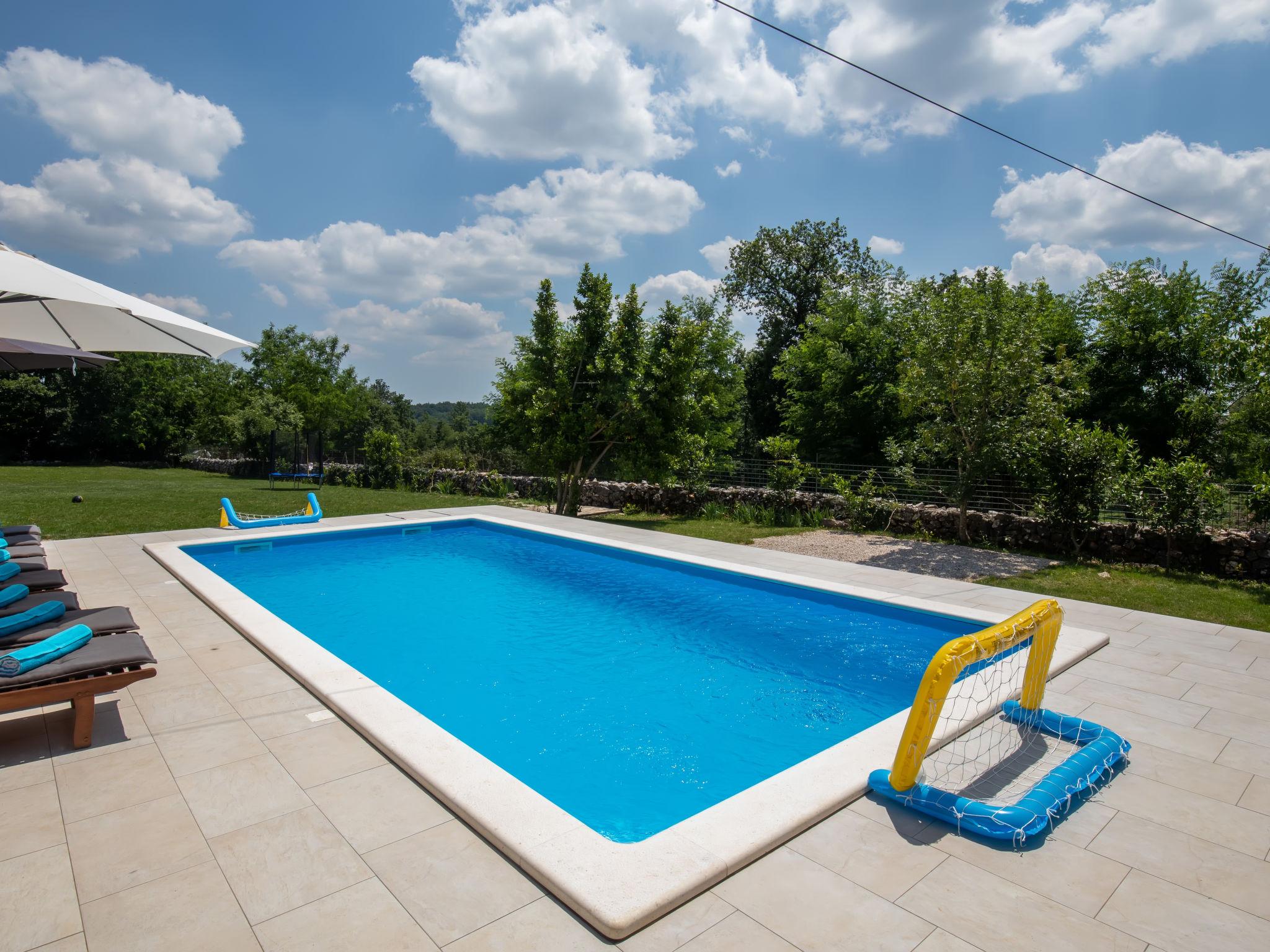Photo 6 - Maison de 3 chambres à Žminj avec piscine privée et vues à la mer