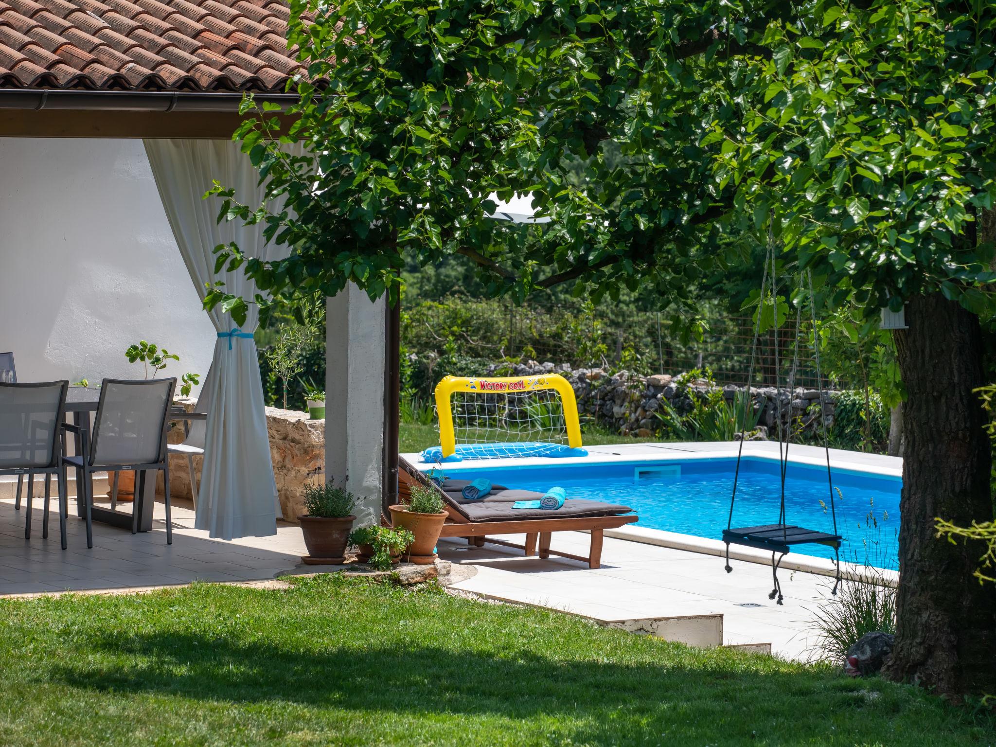 Foto 20 - Casa de 3 quartos em Žminj com piscina privada e vistas do mar