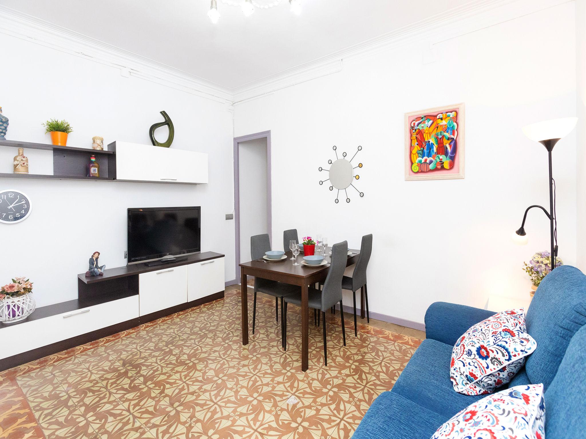 Foto 1 - Apartment mit 3 Schlafzimmern in Barcelona
