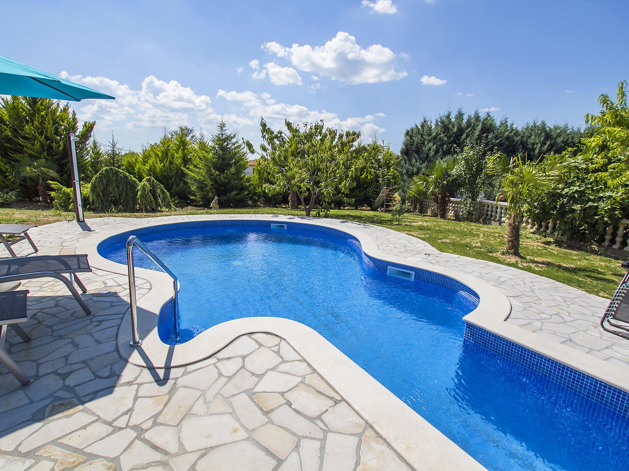 Foto 20 - Casa de 5 habitaciones en Labin con piscina privada y vistas al mar