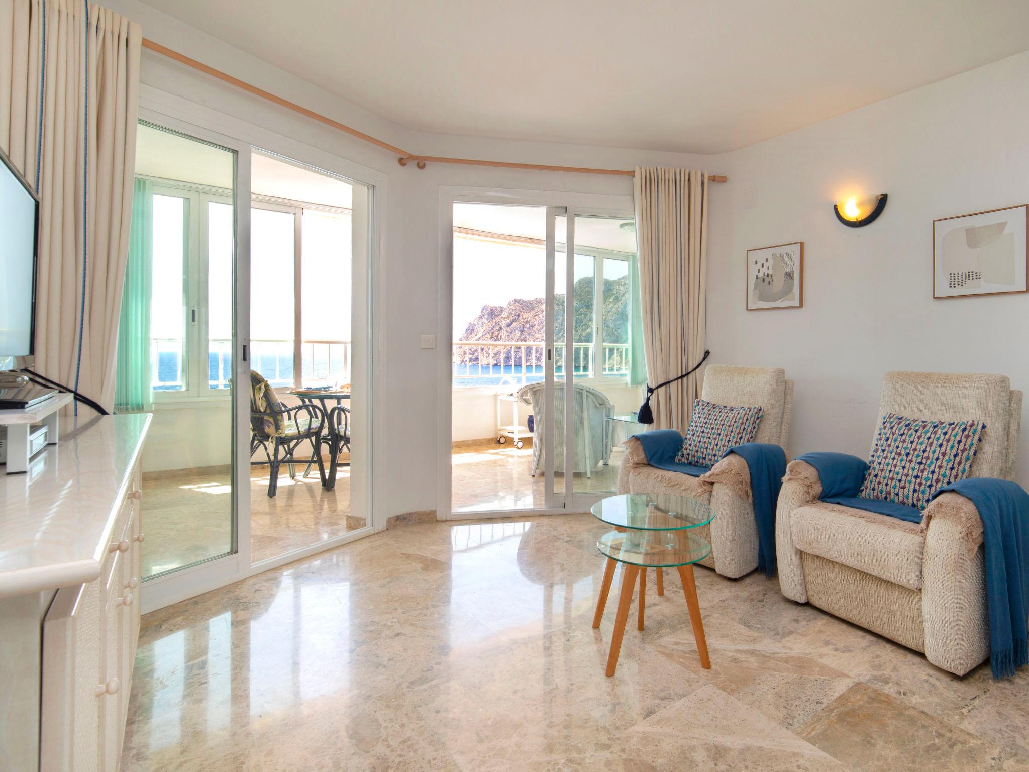 Foto 4 - Apartamento de 2 quartos em Calp com piscina e vistas do mar