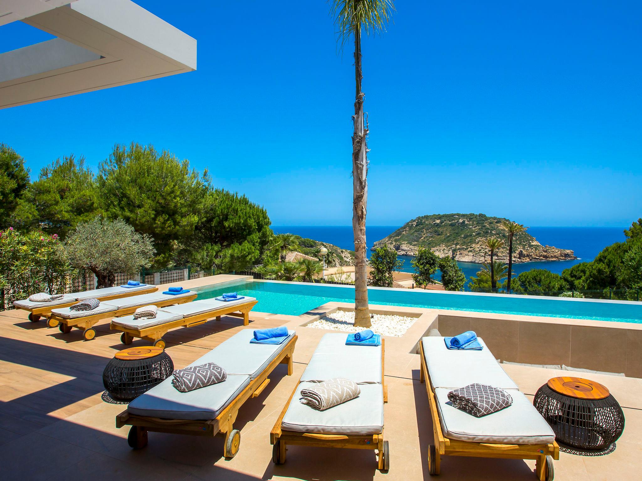 Photo 3 - Maison de 4 chambres à Jávea avec piscine privée et vues à la mer