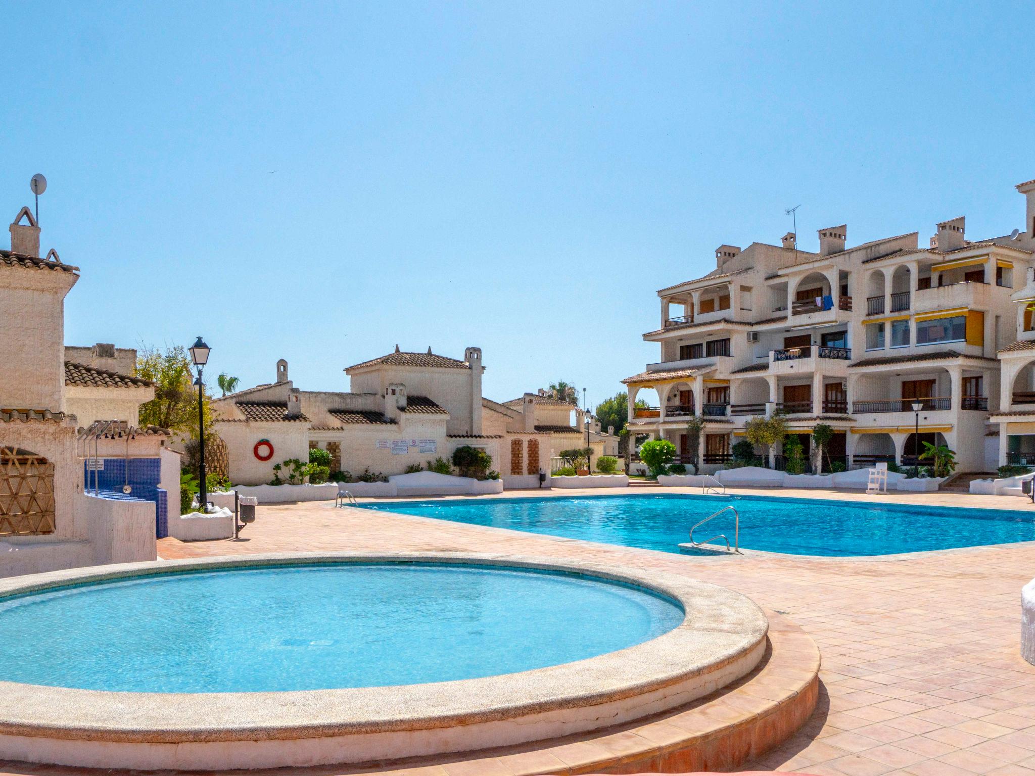 Photo 1 - 2 bedroom Apartment in Santa Pola with private pool and sea view