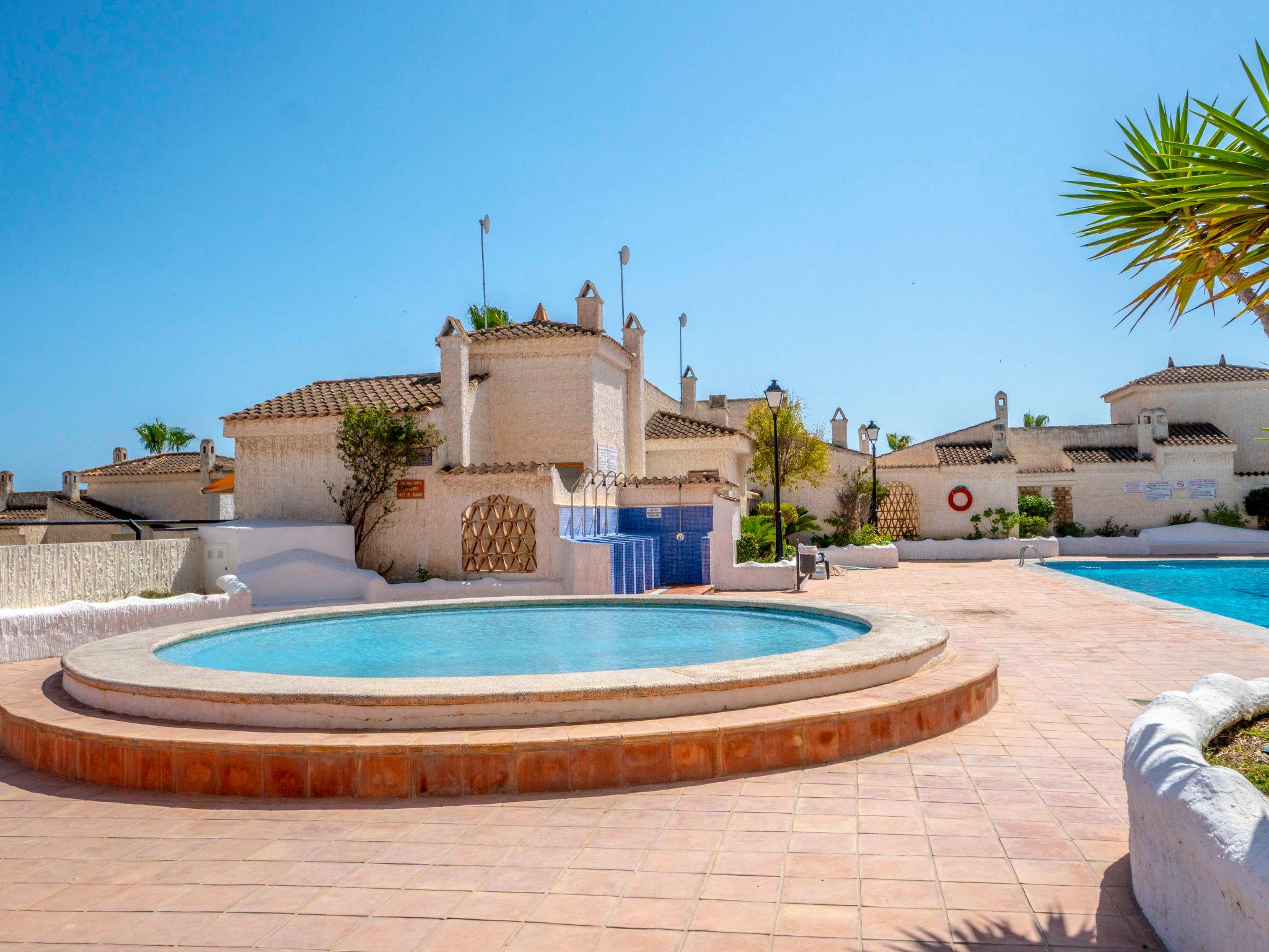 Photo 16 - 2 bedroom Apartment in Santa Pola with private pool