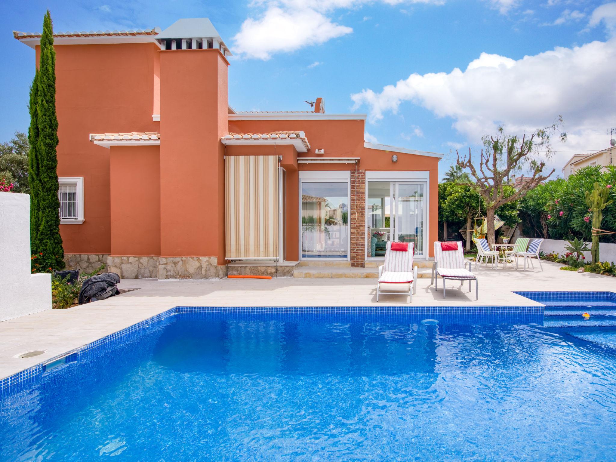 Foto 17 - Casa de 3 habitaciones en Dénia con piscina privada y vistas al mar