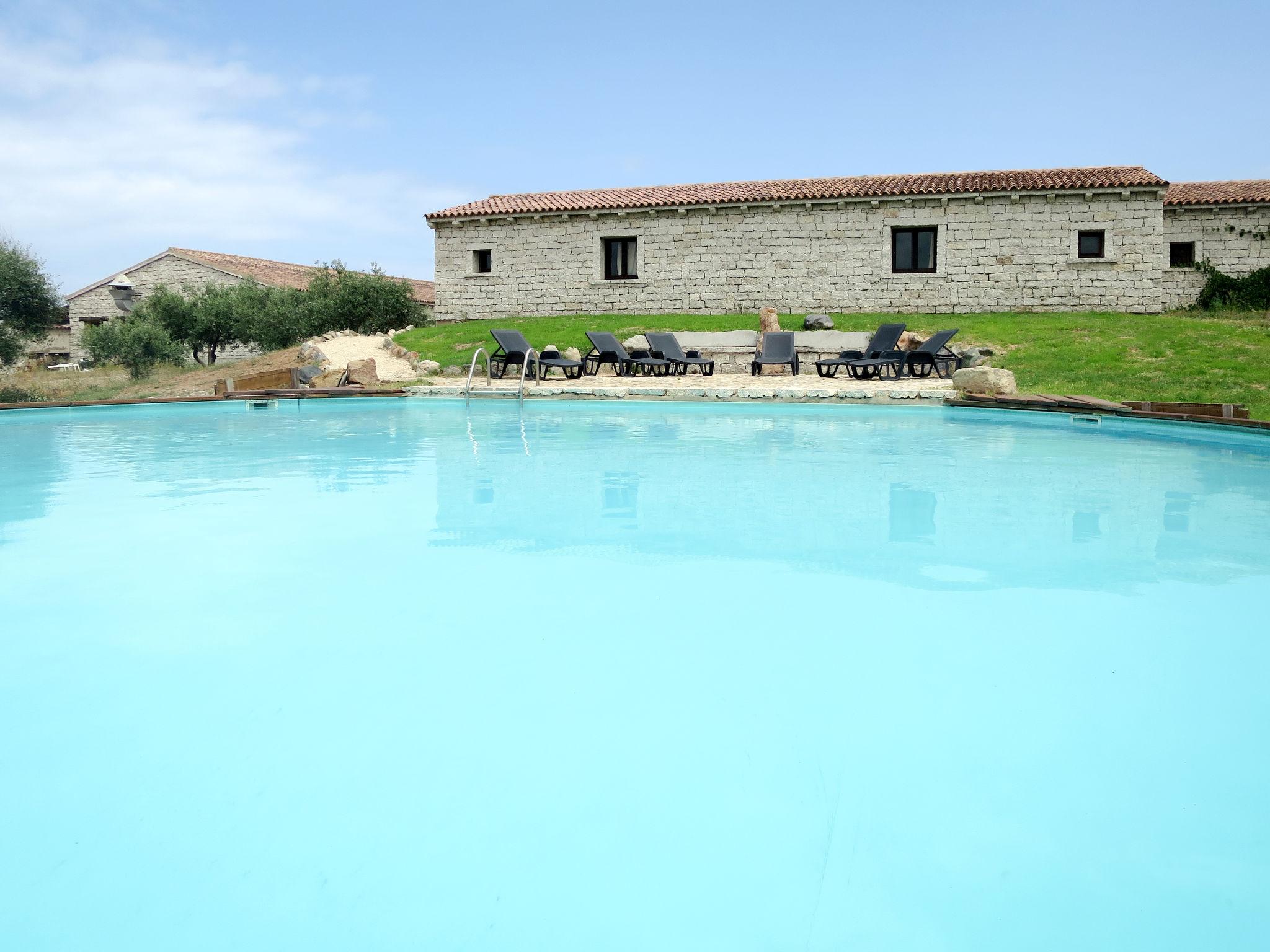 Photo 21 - Maison de 1 chambre à Badesi avec piscine et vues à la mer