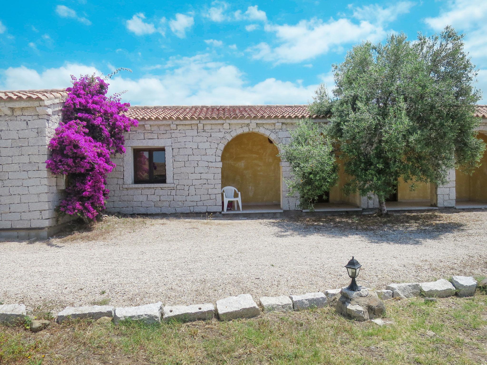 Photo 15 - Maison de 1 chambre à Badesi avec piscine et vues à la mer