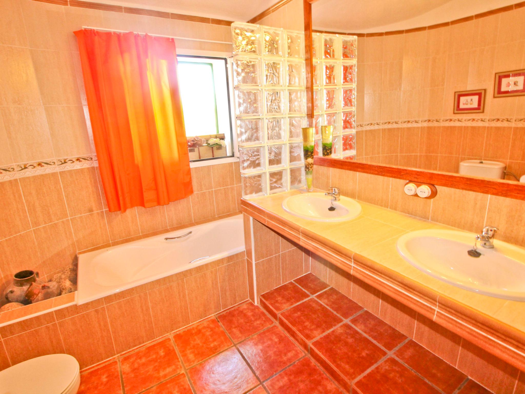 Foto 22 - Haus mit 3 Schlafzimmern in Alcúdia mit privater pool und garten