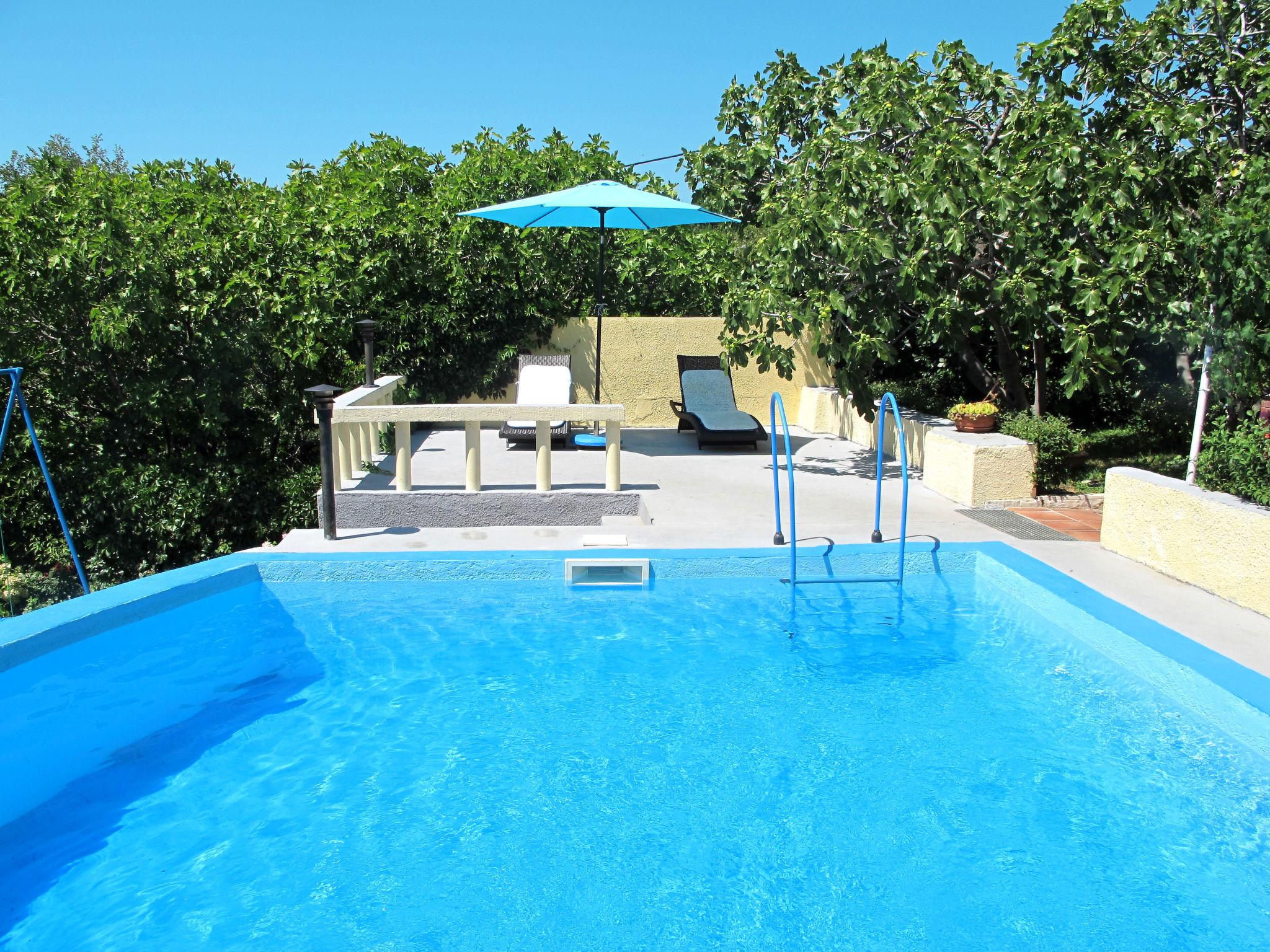 Photo 14 - 2 bedroom Apartment in Vinodolska Općina with private pool and garden