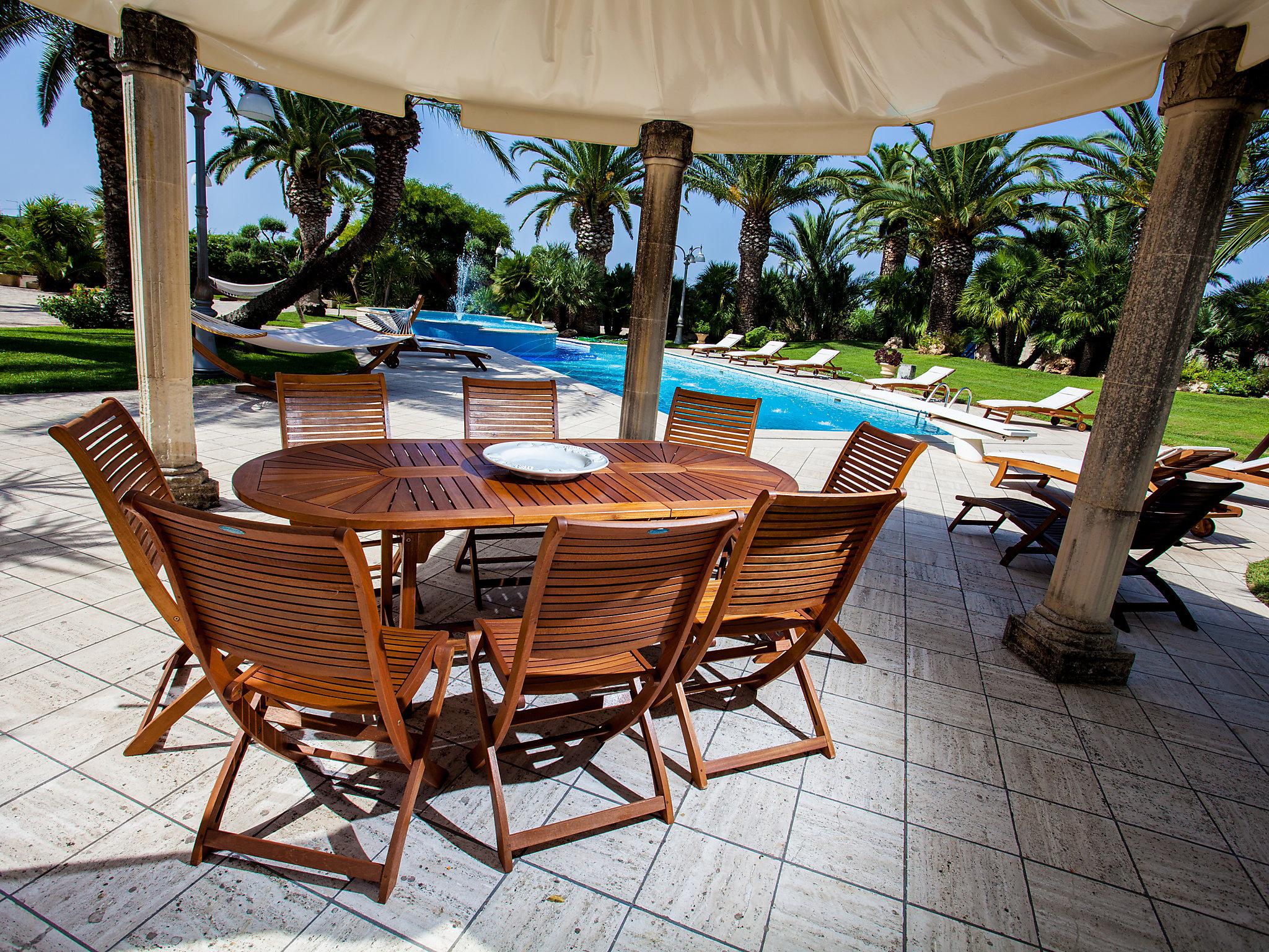 Photo 47 - Maison de 4 chambres à Nardò avec piscine privée et jardin