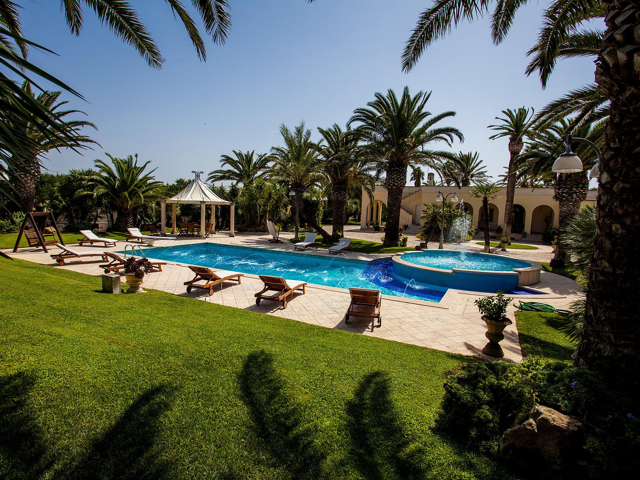 Foto 41 - Casa de 4 quartos em Nardò com piscina privada e vistas do mar
