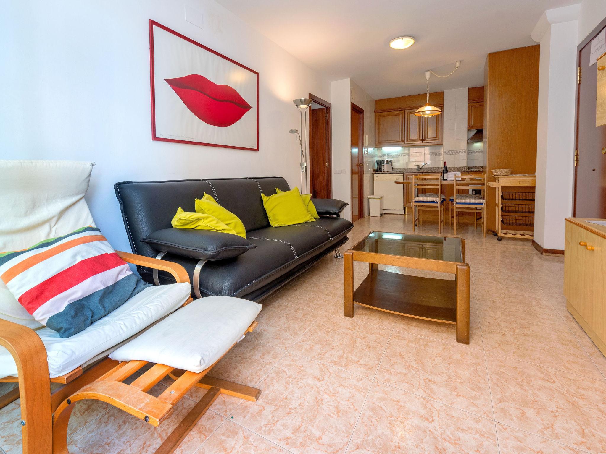 Foto 2 - Apartment mit 1 Schlafzimmer in Sitges mit blick aufs meer