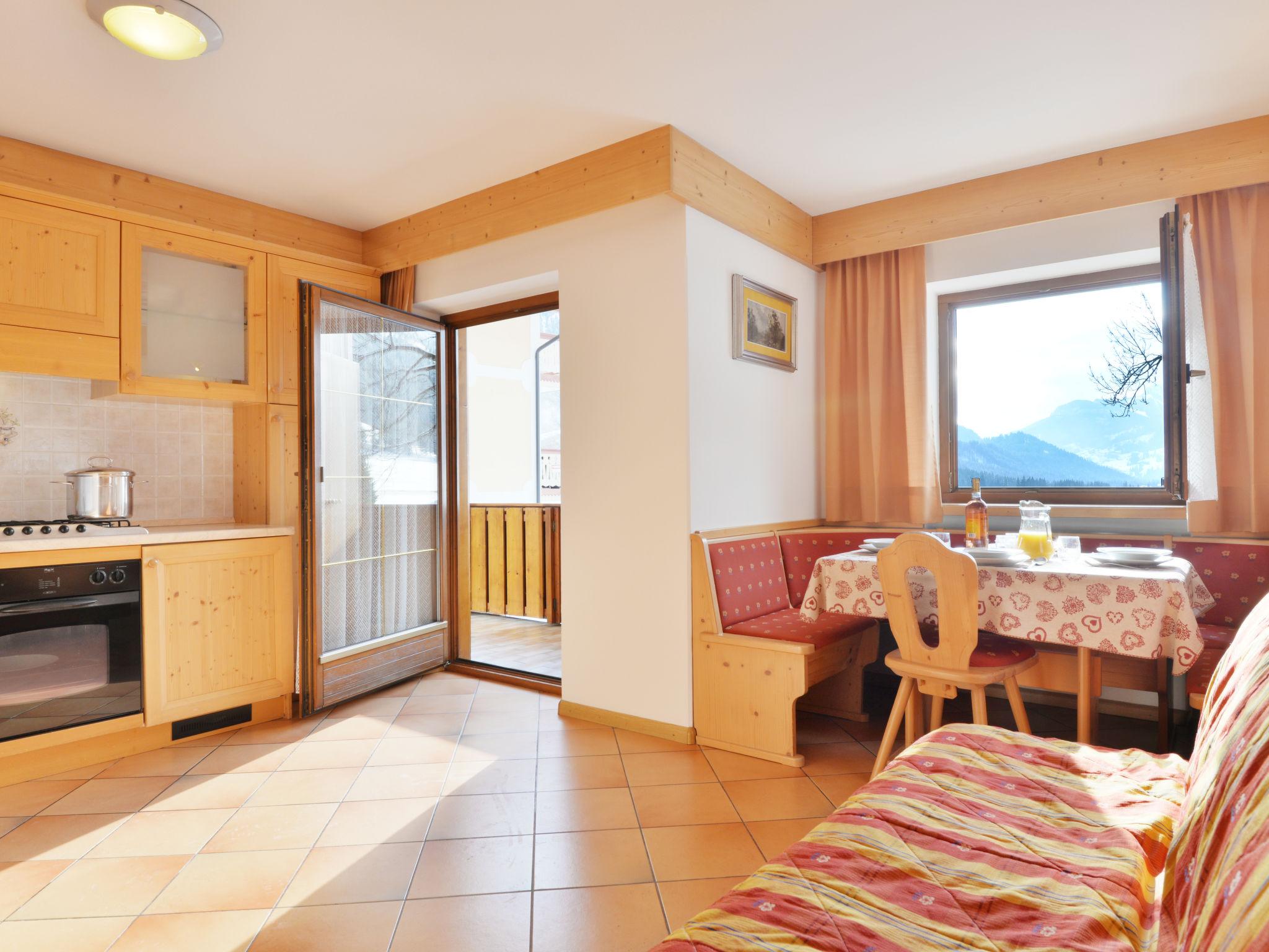 Photo 2 - 1 bedroom Apartment in Mazzin with mountain view