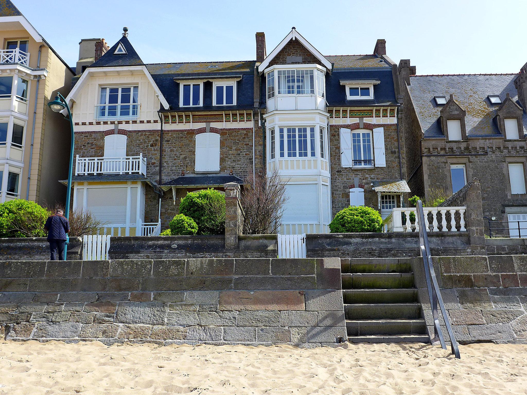 Foto 6 - Apartamento de 1 quarto em Saint-Malo com terraço