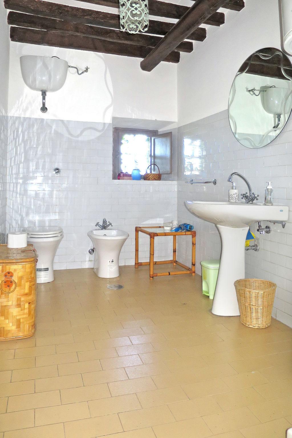 Photo 11 - 2 bedroom Apartment in Bolsena with swimming pool and garden