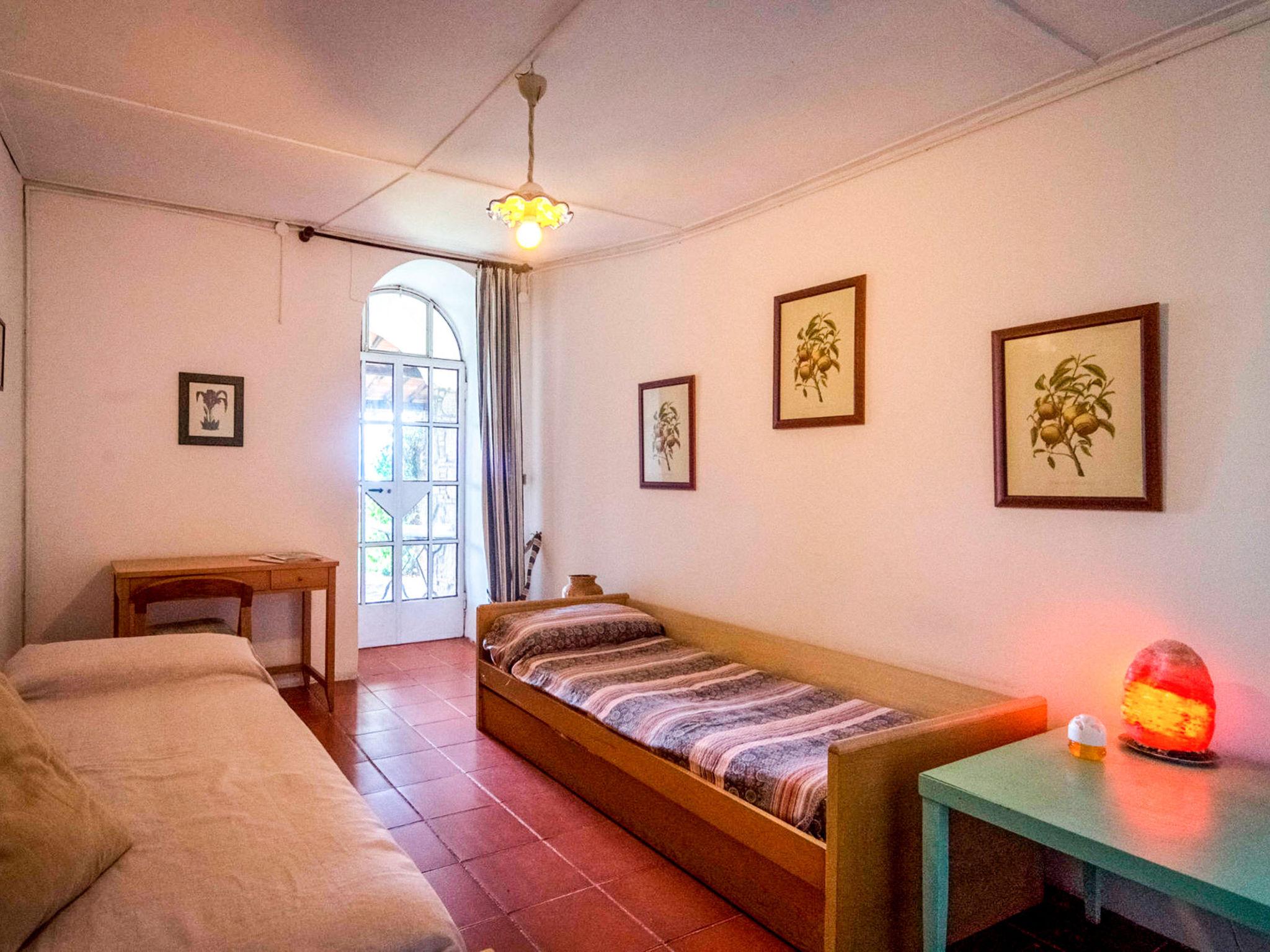 Foto 9 - Apartment mit 2 Schlafzimmern in Bolsena mit schwimmbad und garten