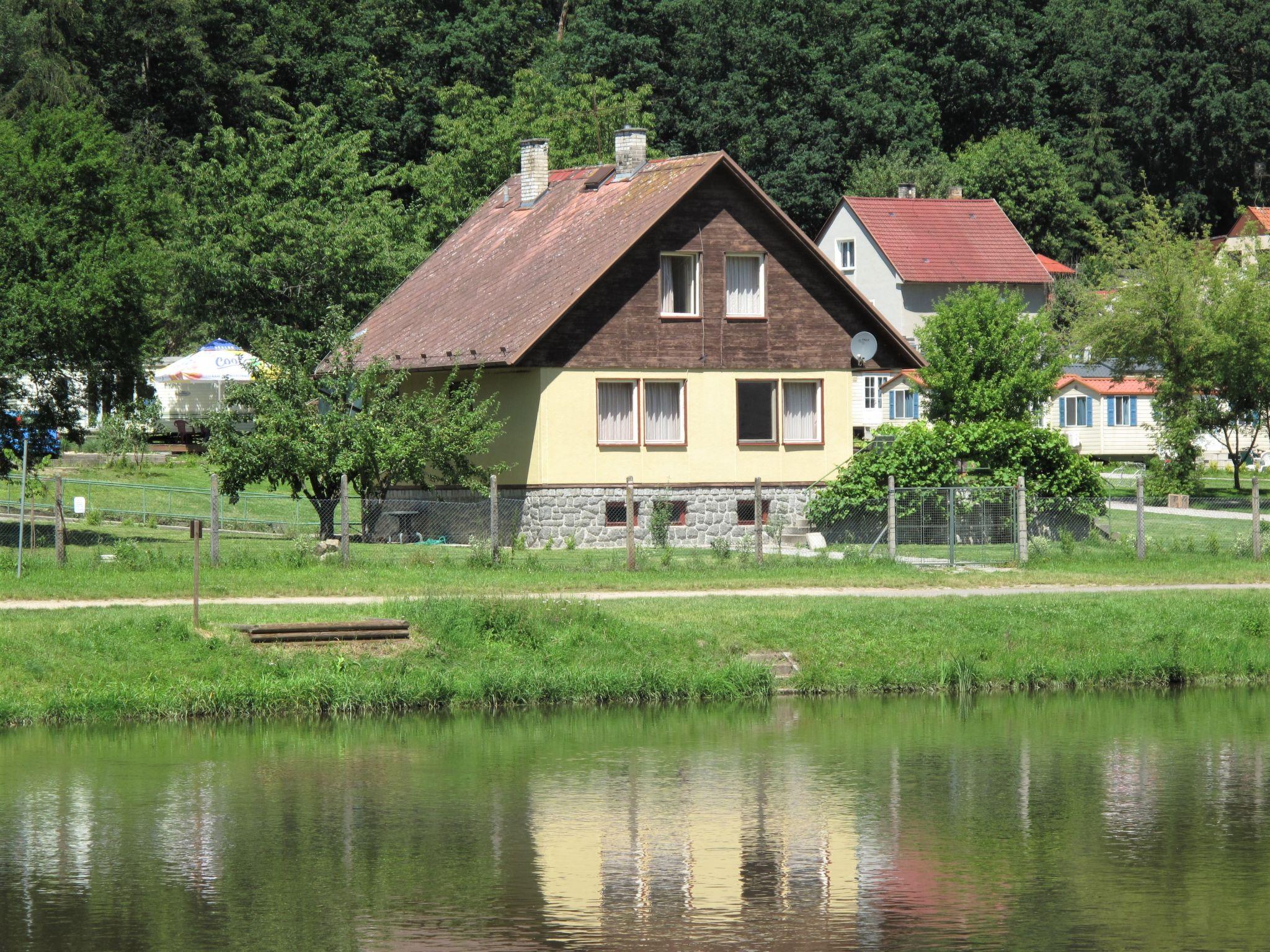 Foto 1 - Haus mit 3 Schlafzimmern in Týn nad Vltavou mit terrasse