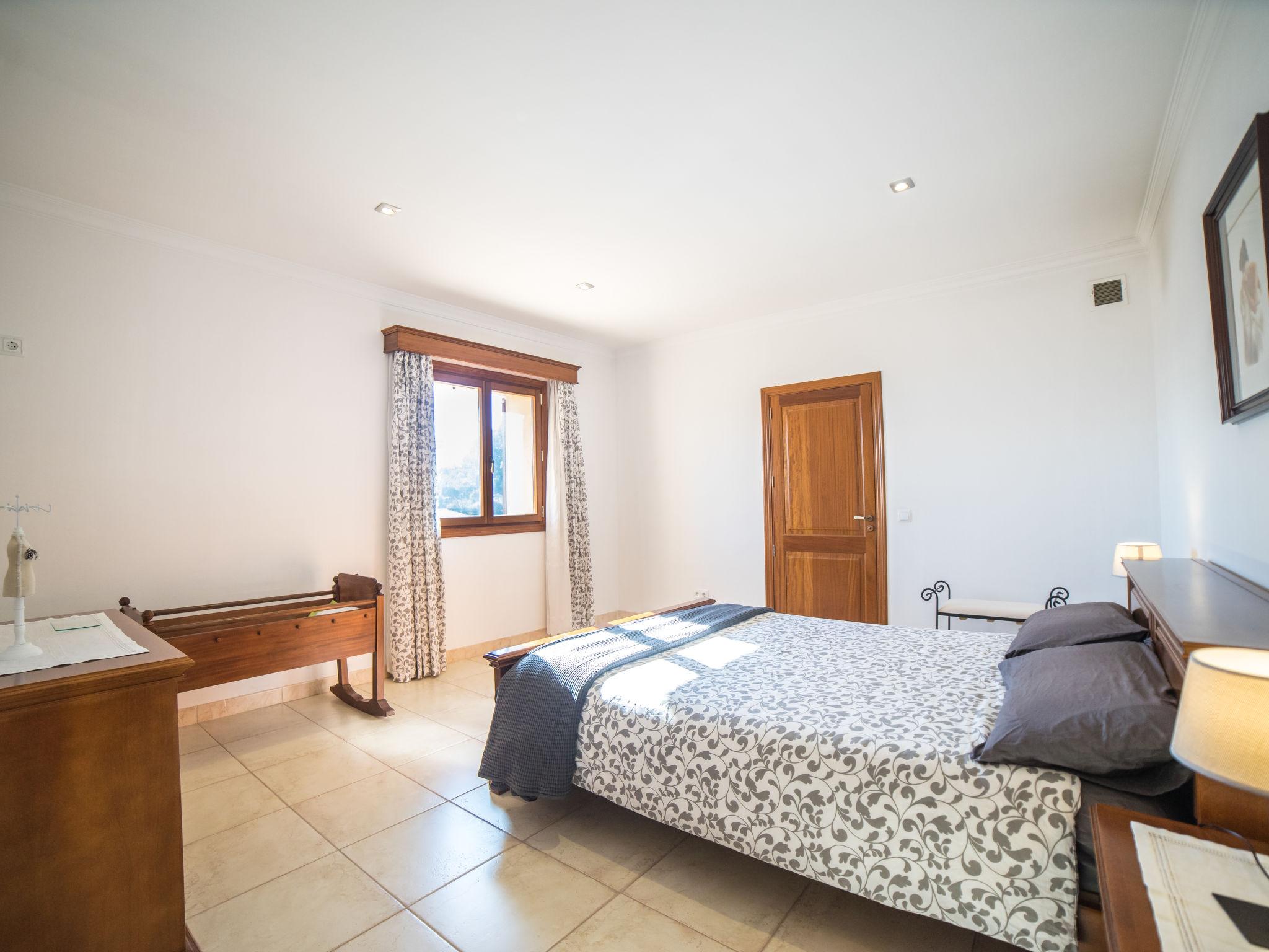 Photo 21 - 3 bedroom House in Mancor de la Vall with garden and terrace