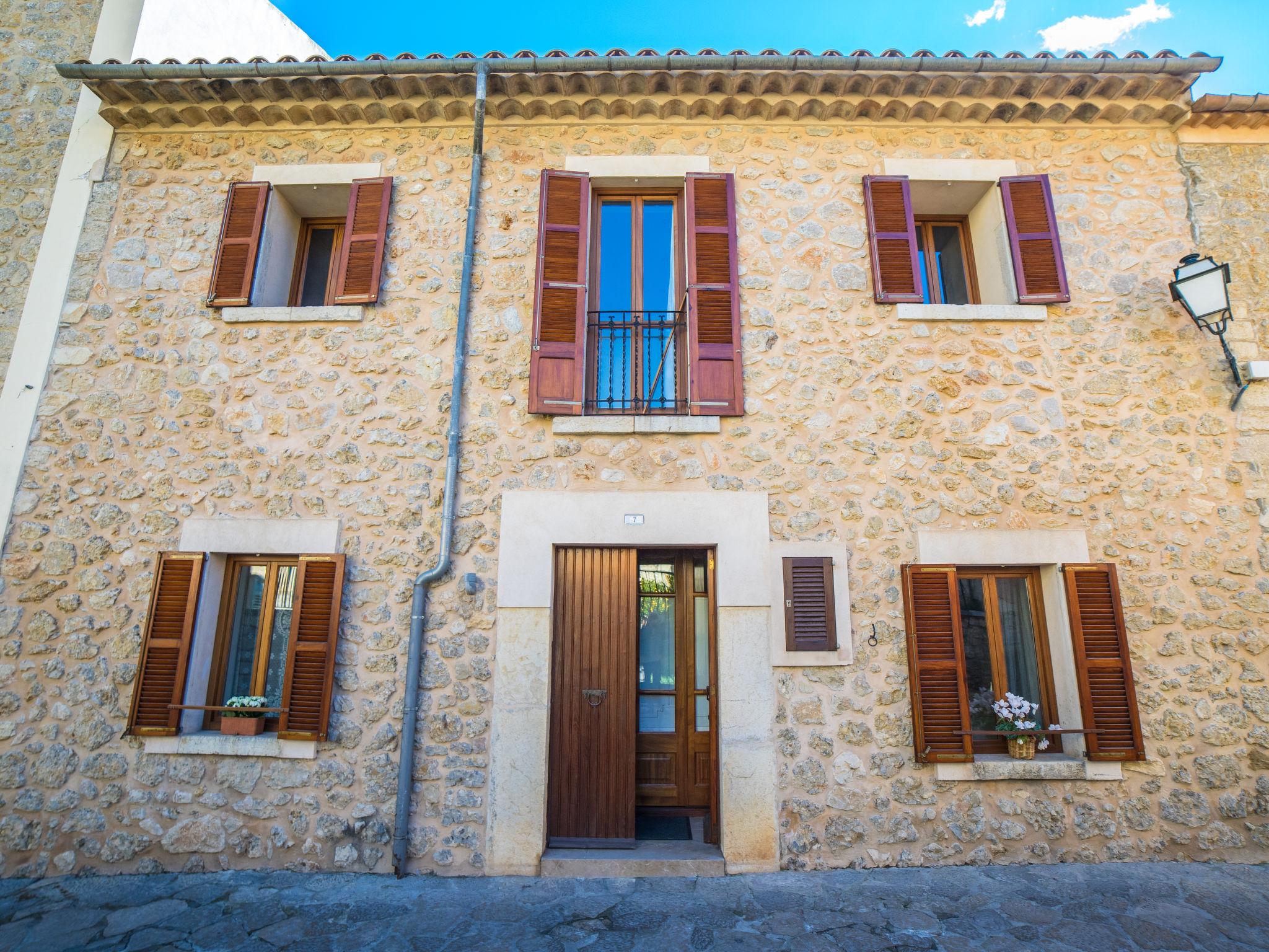 Photo 5 - Maison de 3 chambres à Mancor de la Vall avec jardin et vues à la mer