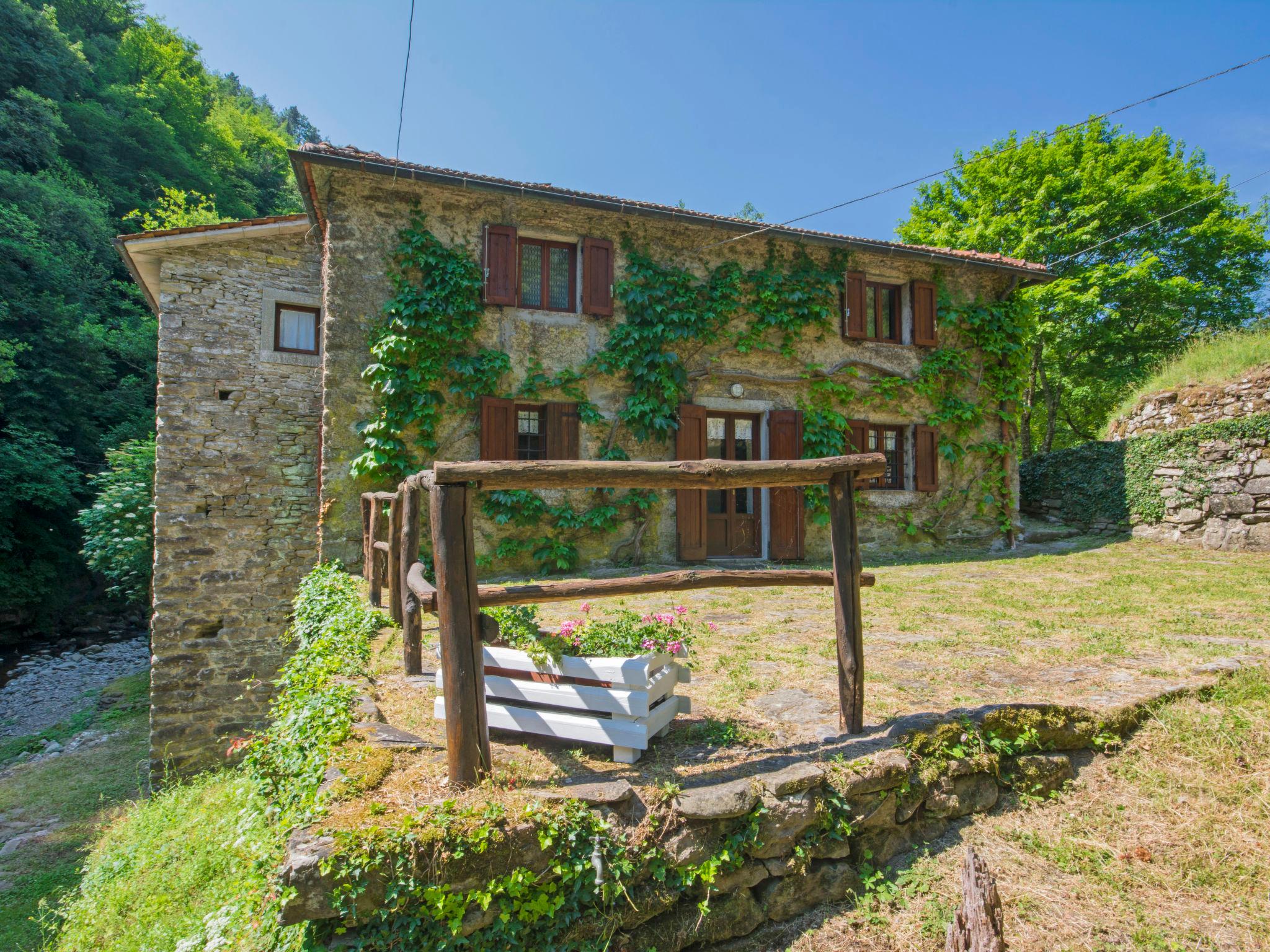 Foto 27 - Casa de 5 habitaciones en Cantagallo con jardín