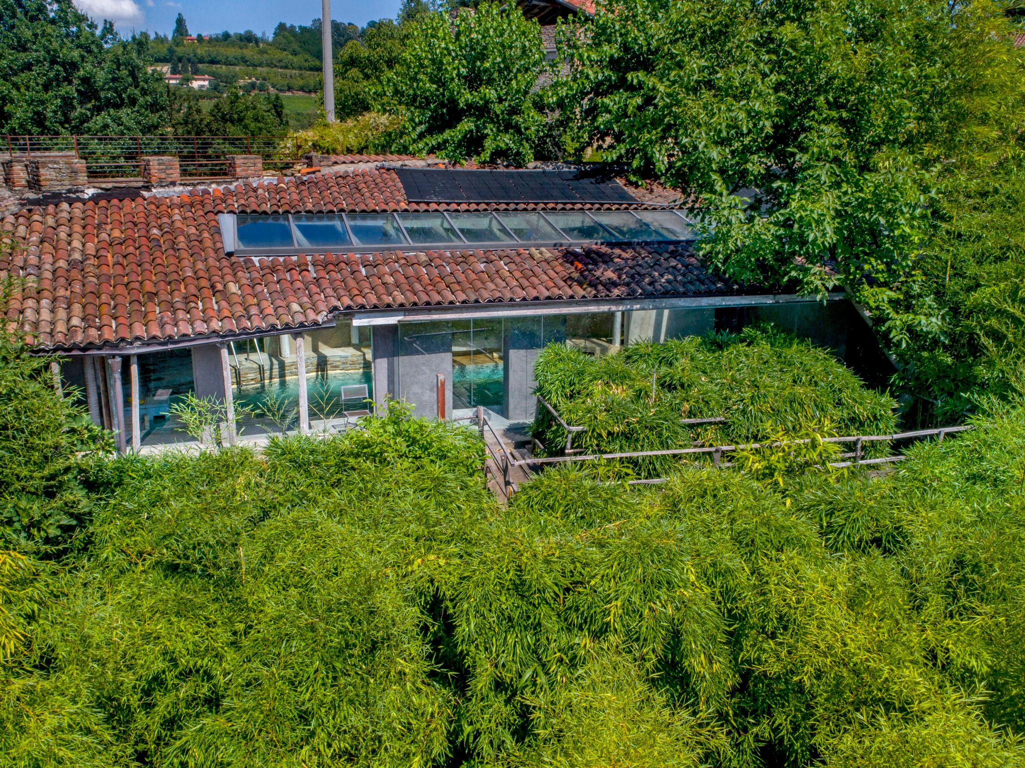 Photo 51 - Maison de 5 chambres à Trezzo Tinella avec piscine privée et jardin