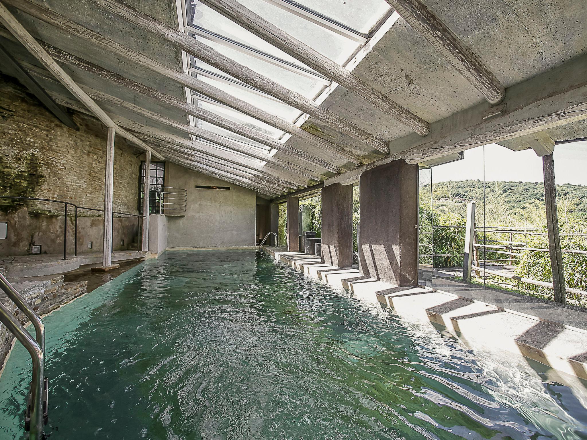 Photo 2 - Maison de 5 chambres à Trezzo Tinella avec piscine privée et jardin
