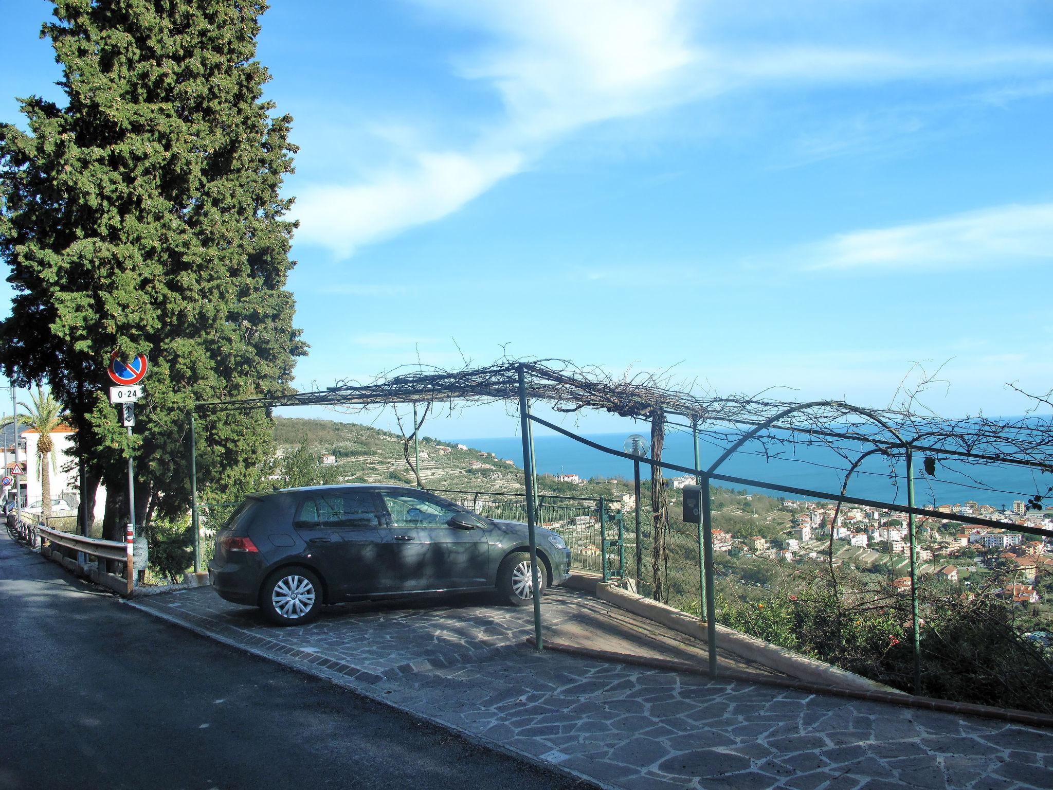 Foto 5 - Apartamento de 2 quartos em Pietra Ligure com terraço e vistas do mar