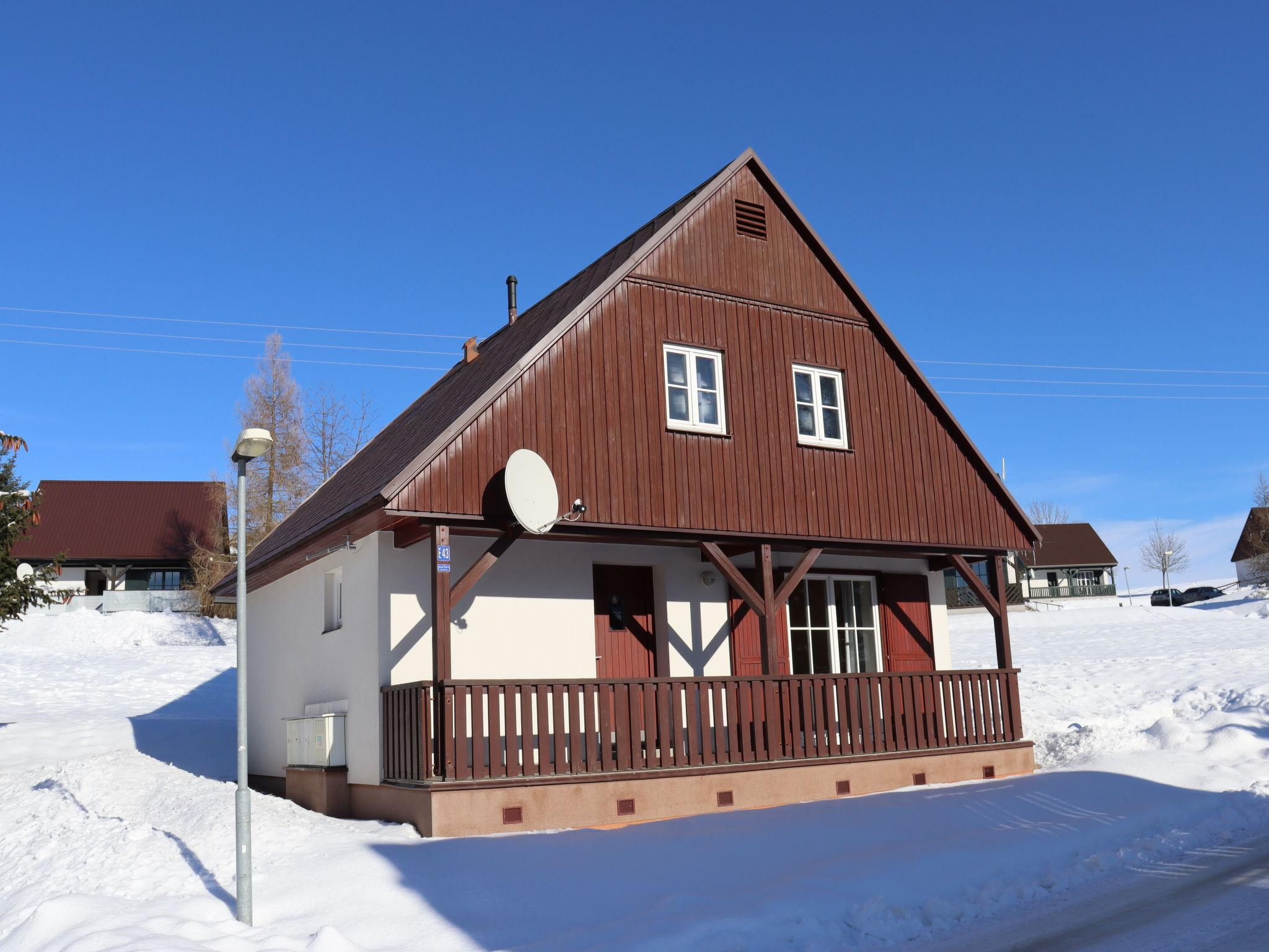 Foto 26 - Casa con 3 camere da letto a Černý Důl con piscina e vista sulle montagne