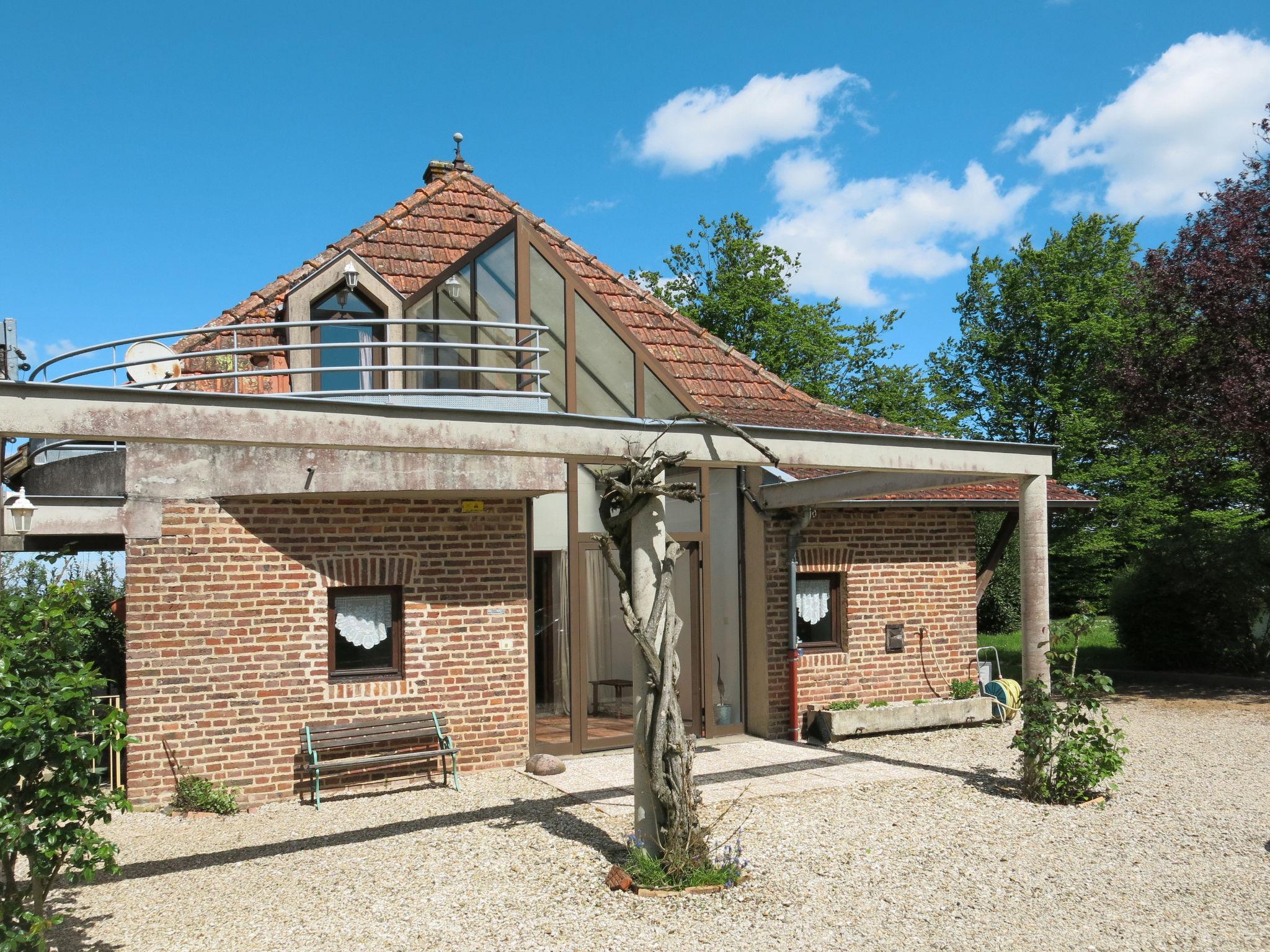 Photo 22 - Maison de 3 chambres à La Chapelle-Saint-Sauveur avec piscine privée et jardin