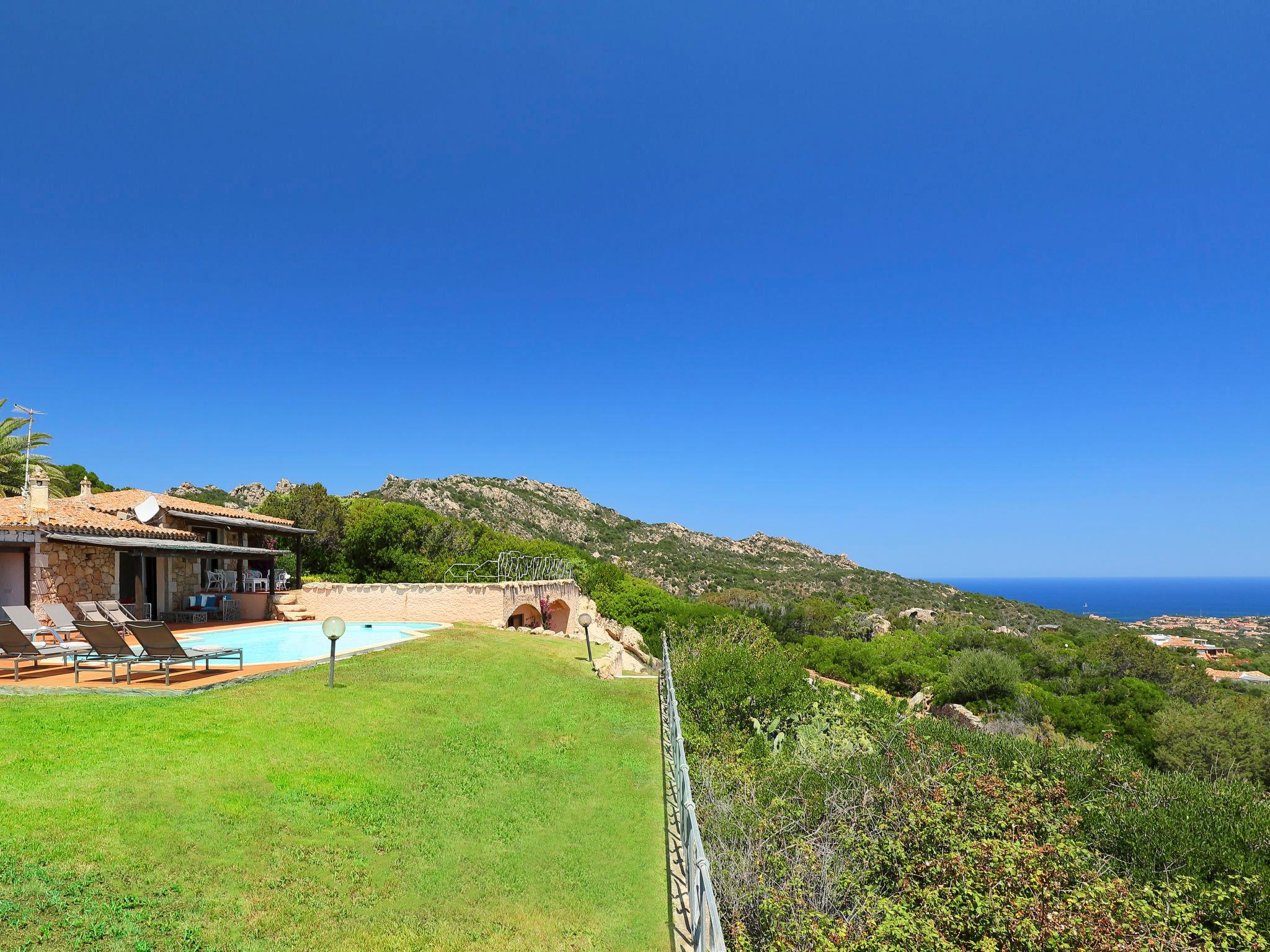 Photo 36 - Maison de 5 chambres à Arzachena avec piscine privée et vues à la mer