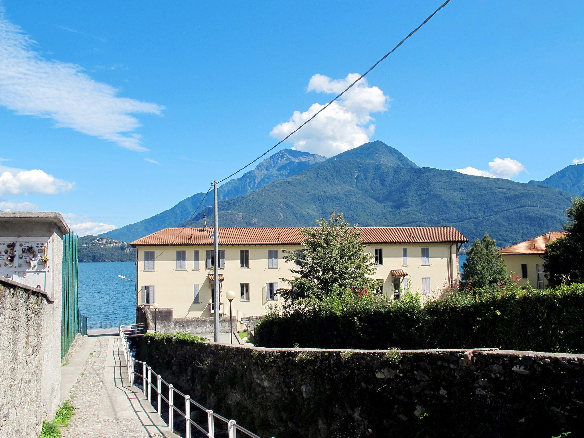 Foto 18 - Appartamento con 1 camera da letto a Musso con giardino e vista sulle montagne