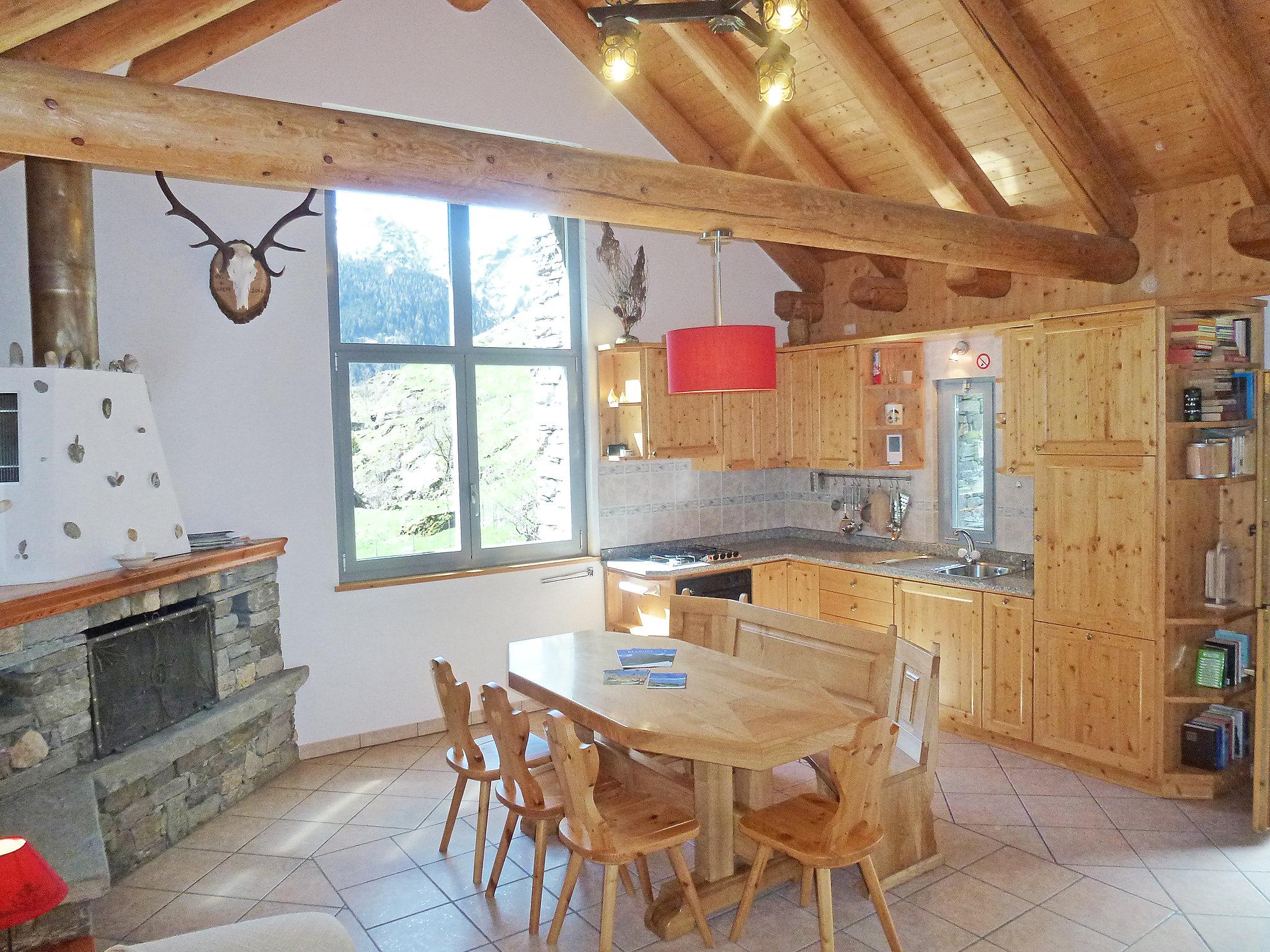 Foto 2 - Haus mit 3 Schlafzimmern in Serravalle mit garten und blick auf die berge