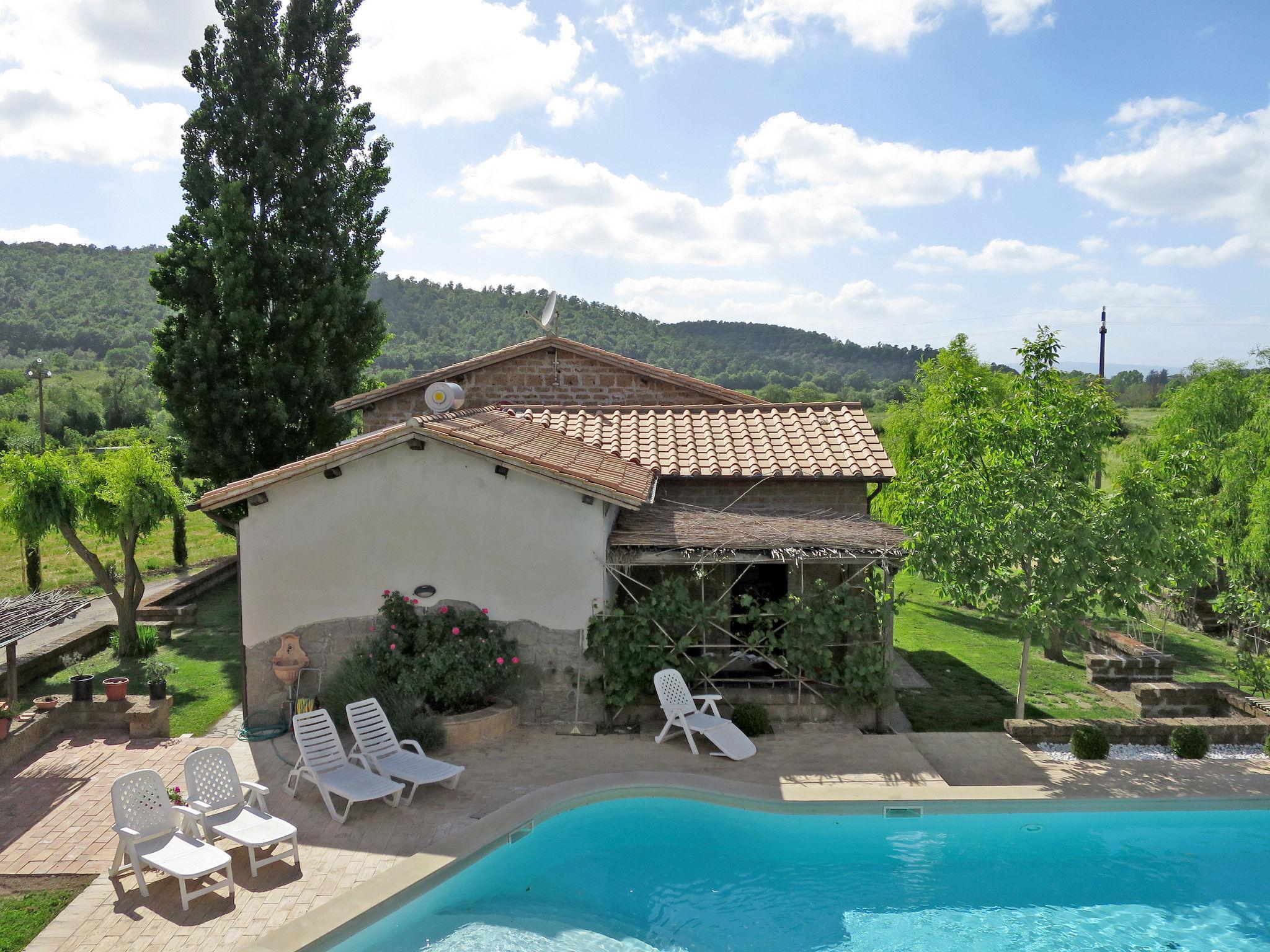 Foto 3 - Apartamento de 1 habitación en Montefiascone con piscina y jardín