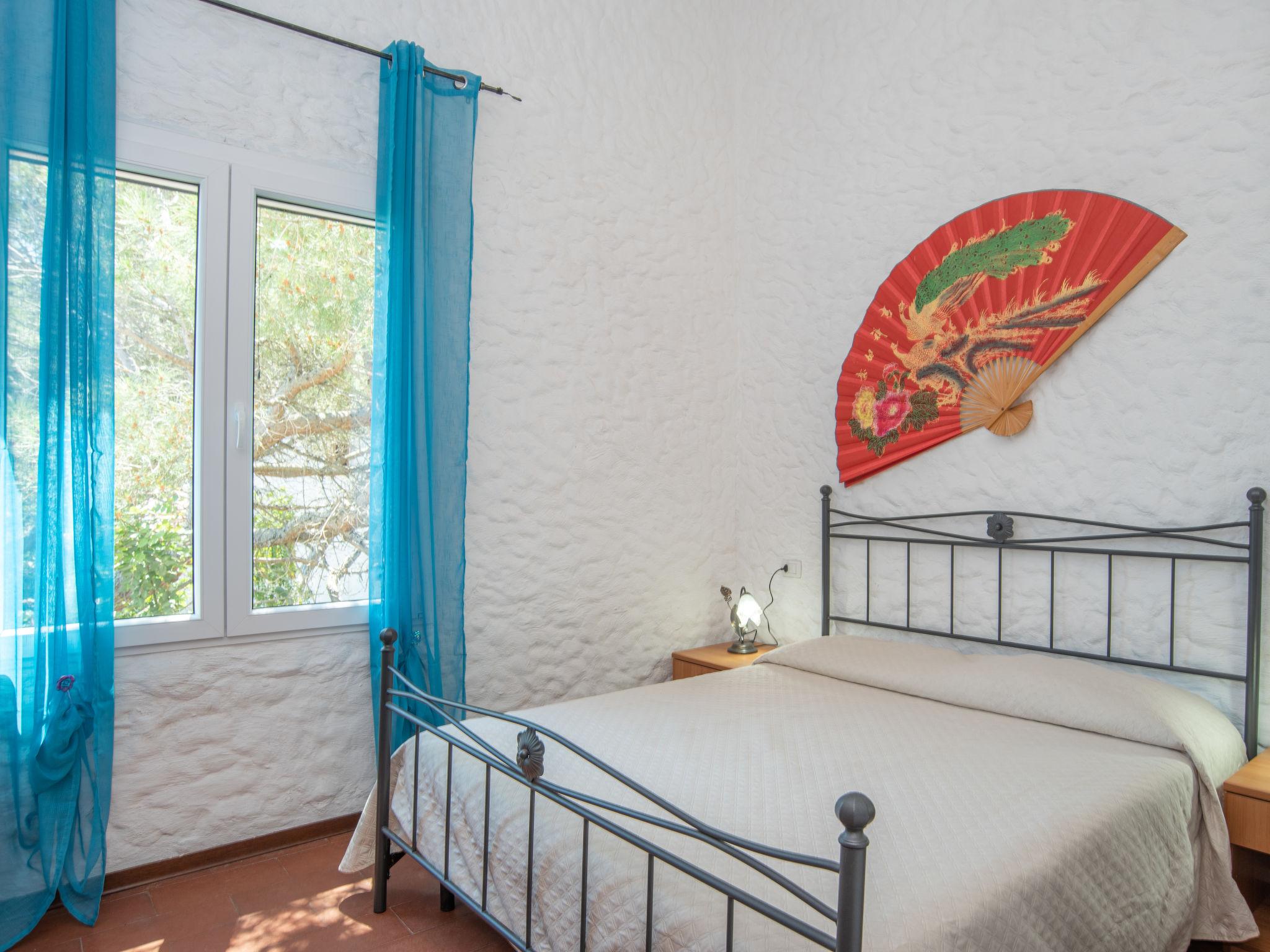Photo 5 - Appartement de 2 chambres à Valledoria avec terrasse et vues à la mer