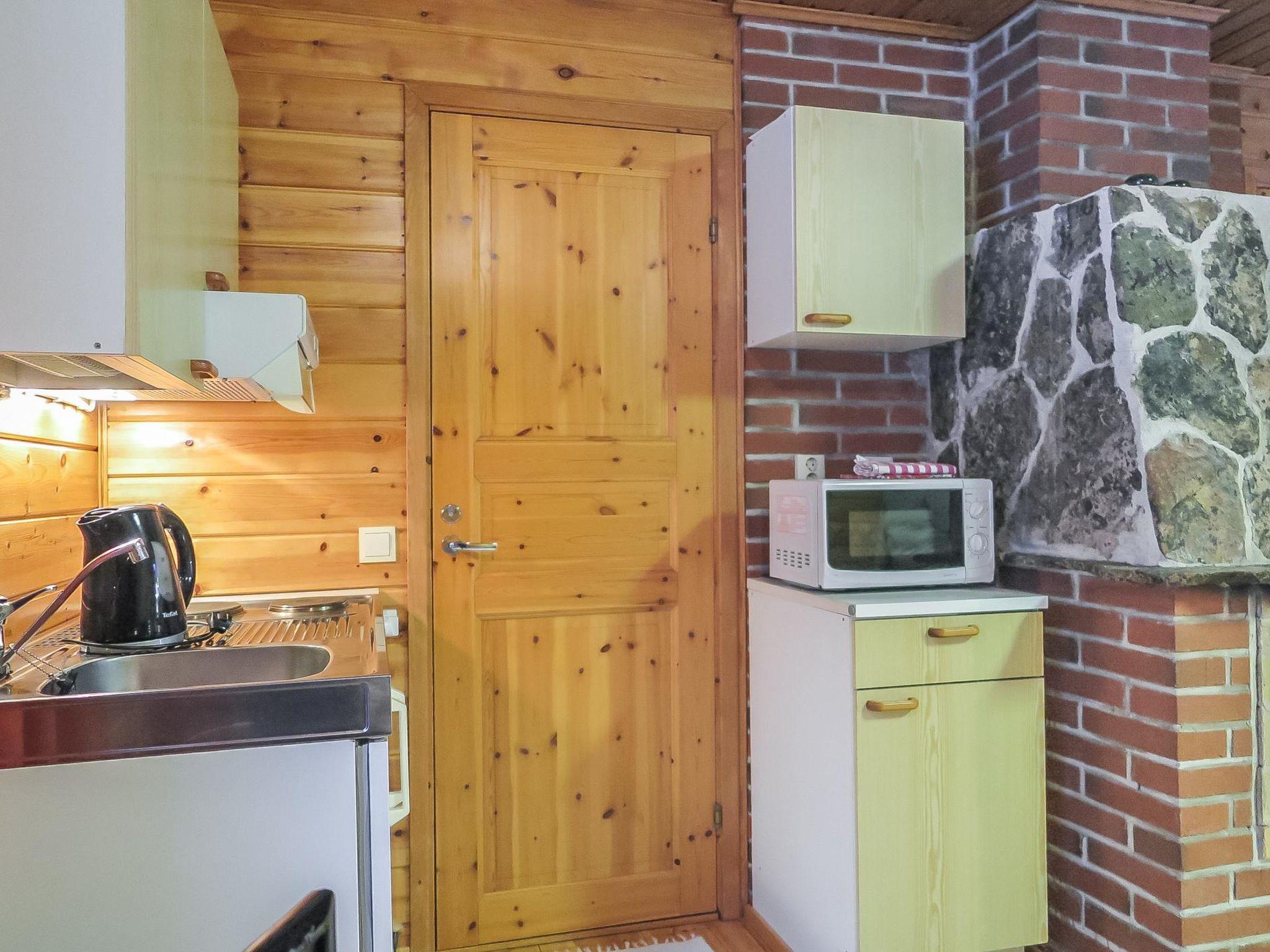 Foto 10 - Haus mit 1 Schlafzimmer in Inari mit sauna und blick auf die berge