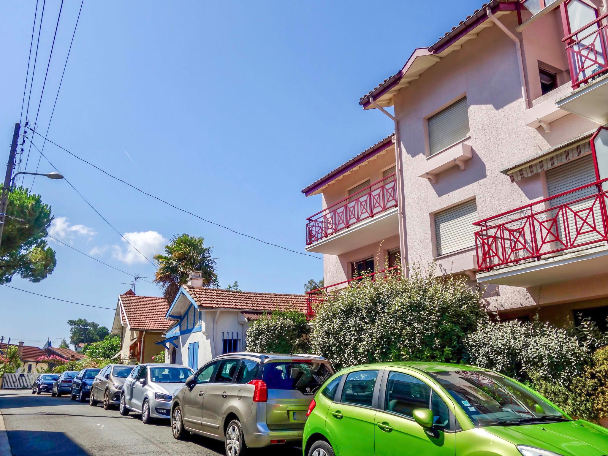 Photo 17 - 2 bedroom Apartment in Arcachon with sea view