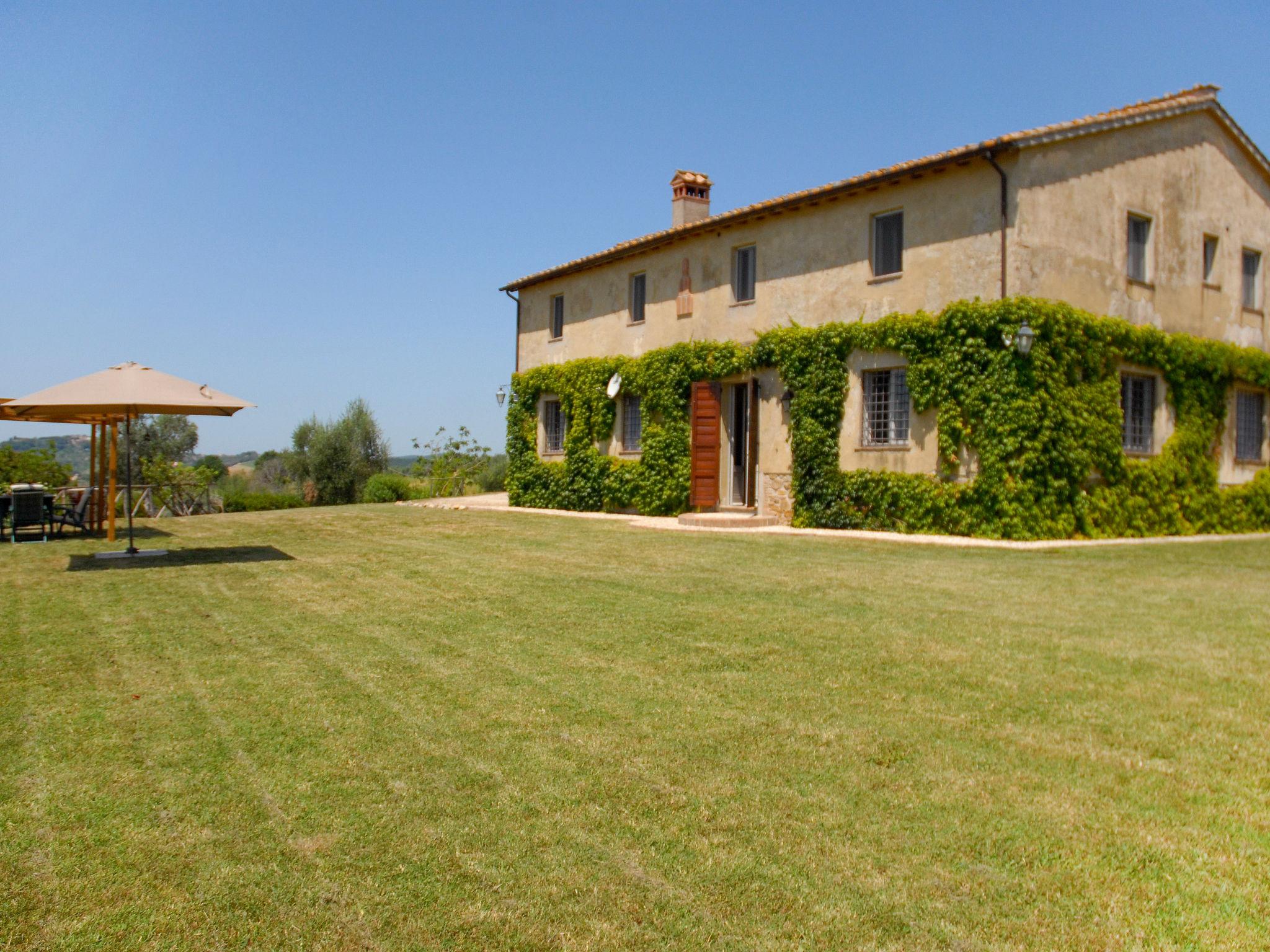 Foto 21 - Casa de 6 quartos em Narni com piscina privada e jardim