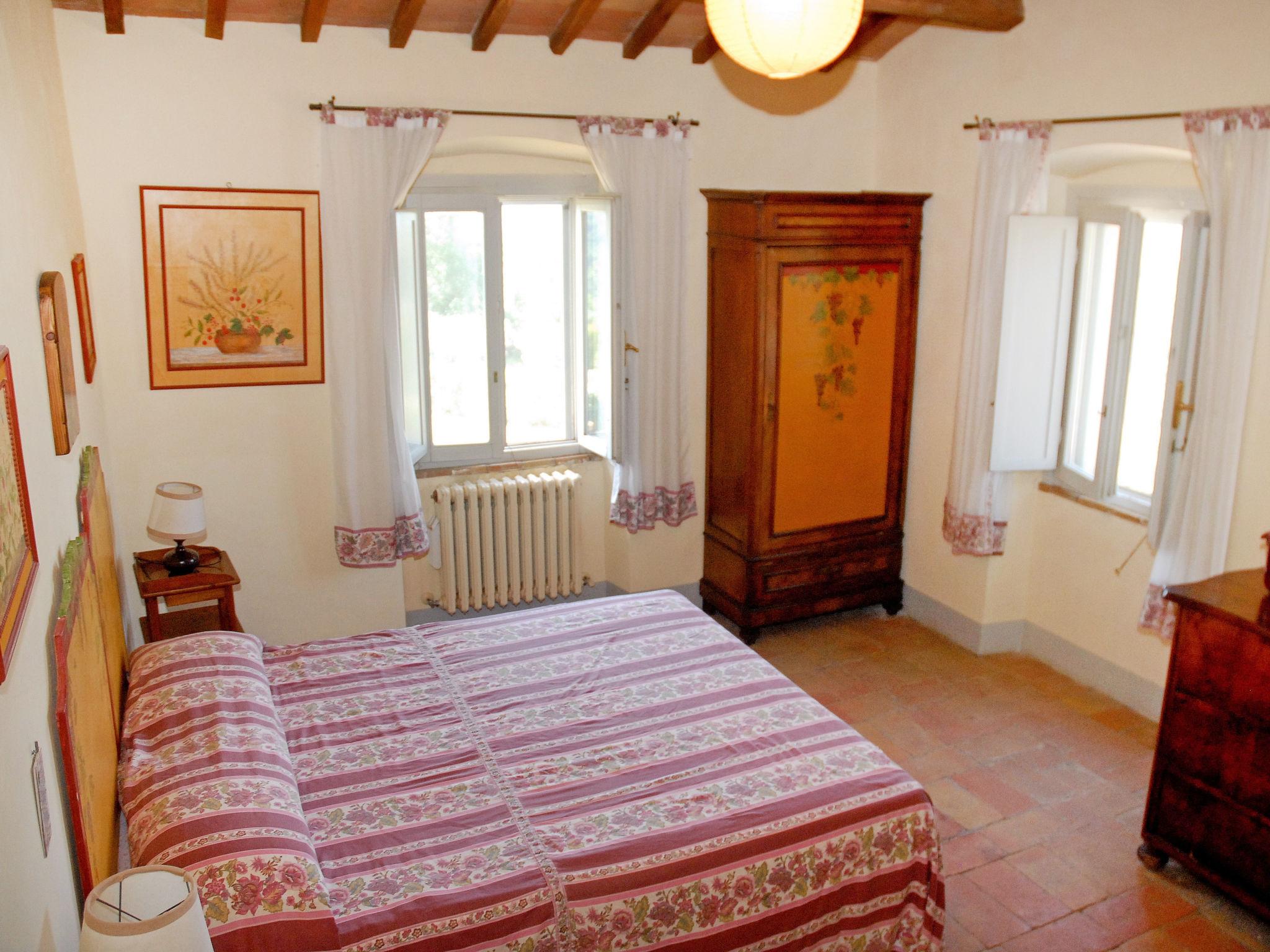 Photo 5 - 6 bedroom House in Narni with private pool and garden
