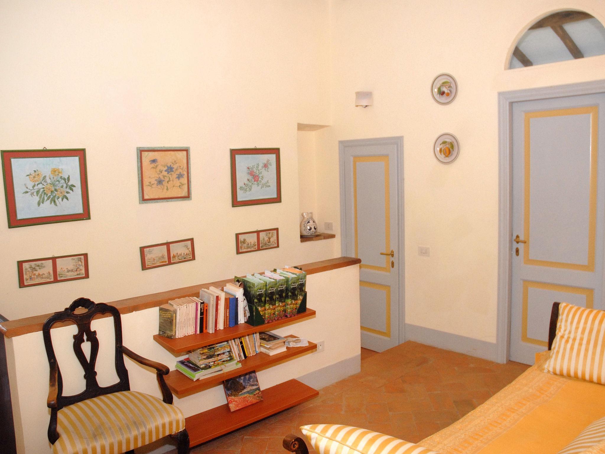 Photo 13 - 6 bedroom House in Narni with private pool and garden