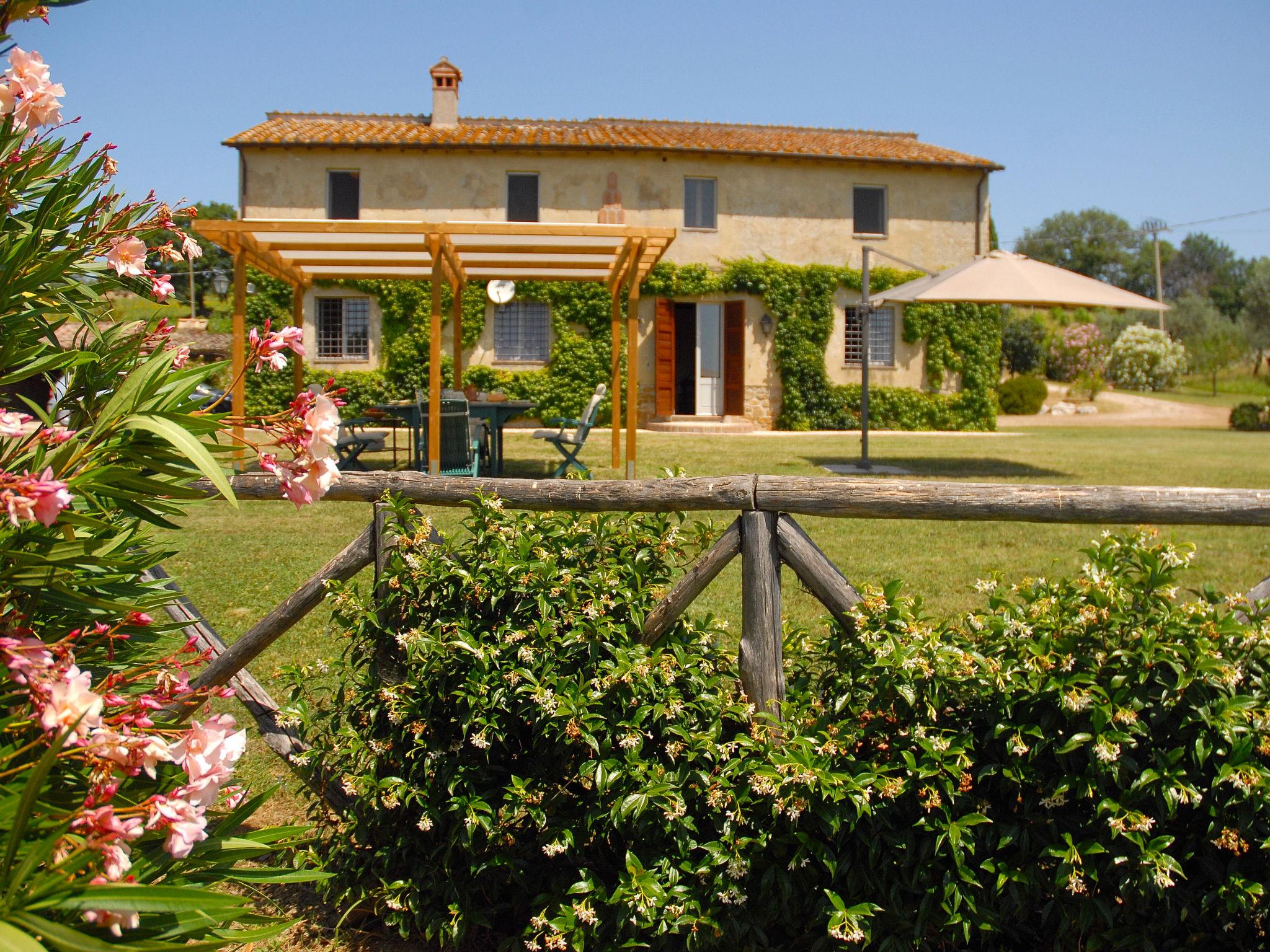 Foto 1 - Casa de 6 quartos em Narni com piscina privada e jardim