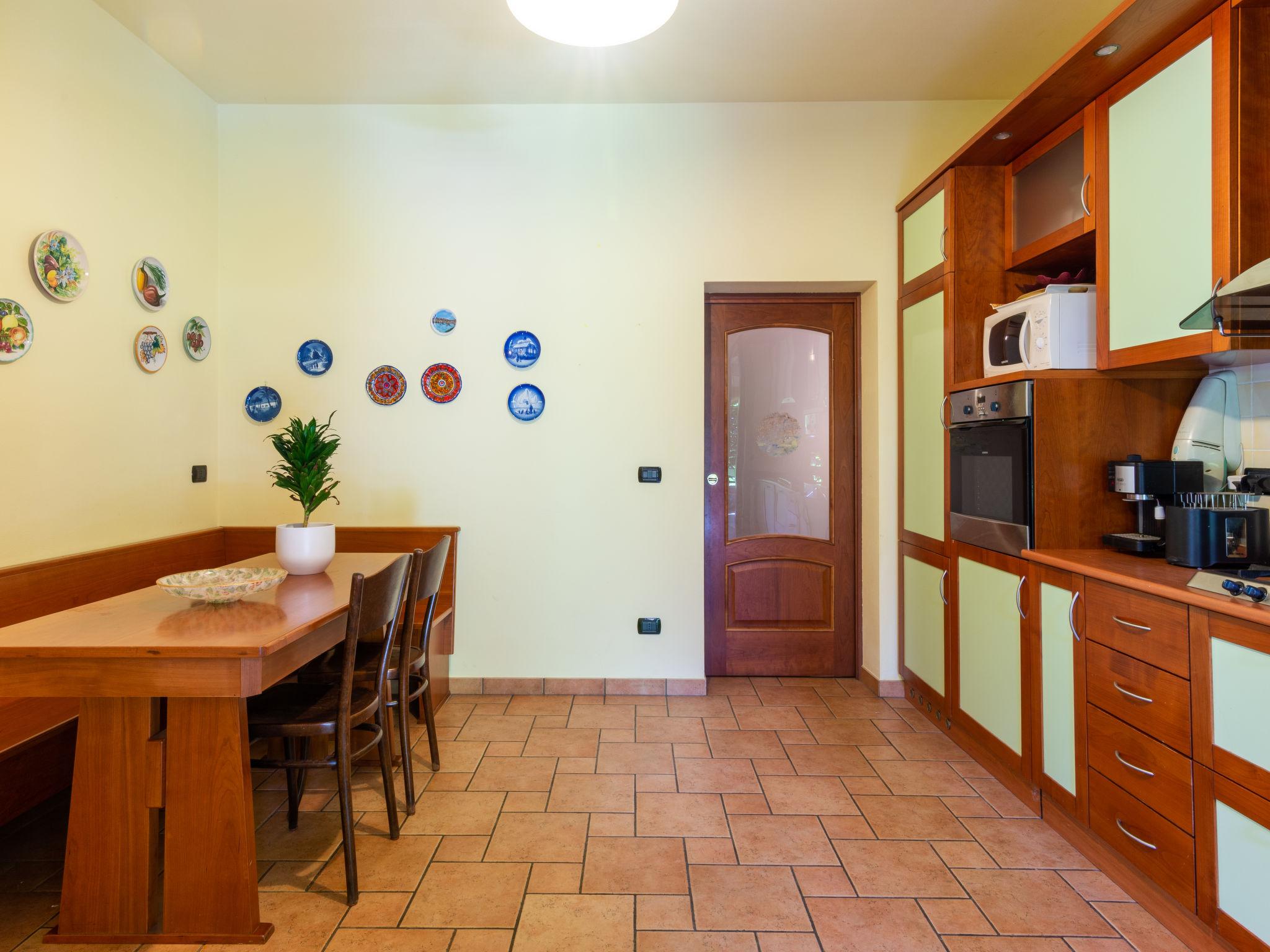 Photo 12 - 3 bedroom Apartment in Colico with terrace and mountain view