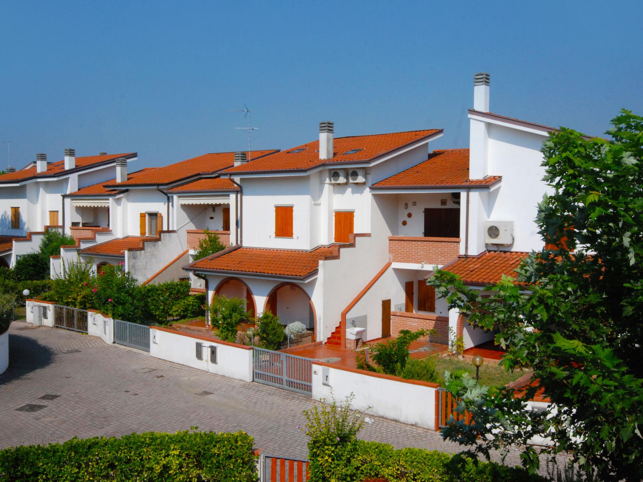 Foto 13 - Apartamento de 1 habitación en Eraclea con jardín y vistas al mar