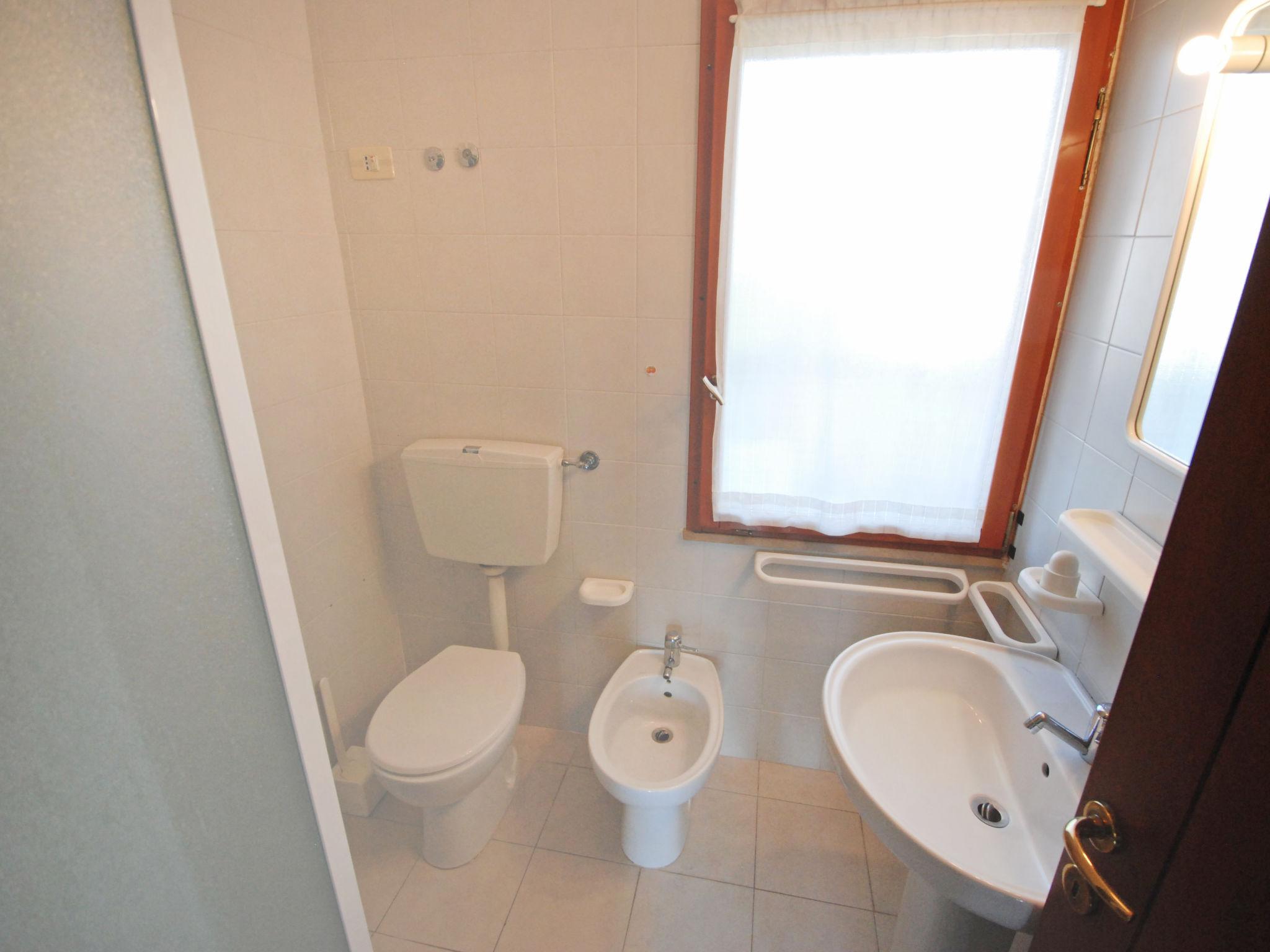 Photo 6 - 1 bedroom Apartment in Eraclea with garden