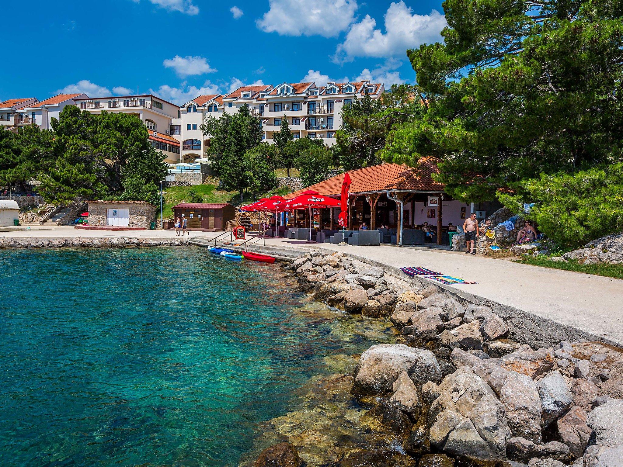 Photo 18 - Apartment in Karlobag with swimming pool and sea view