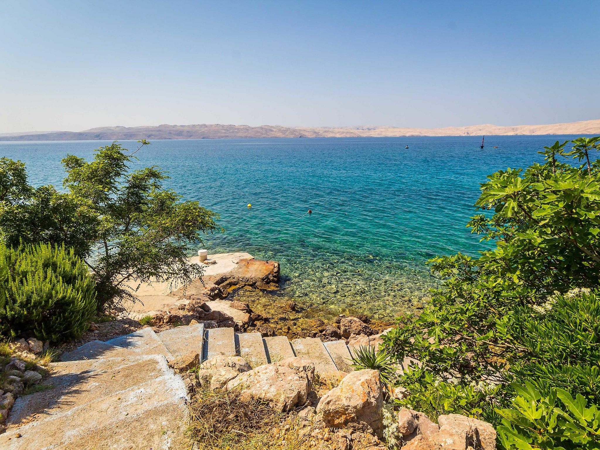 Photo 22 - Apartment in Karlobag with swimming pool and sea view